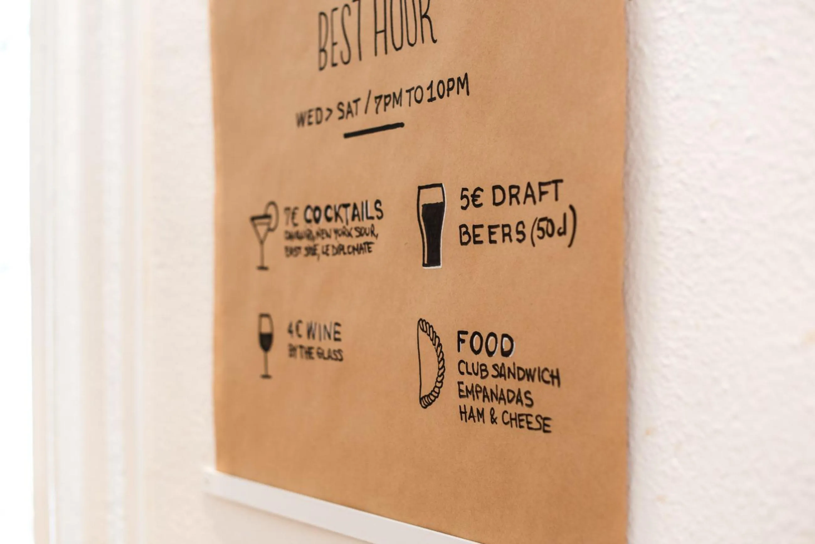 Away Hostel & Coffee Shop