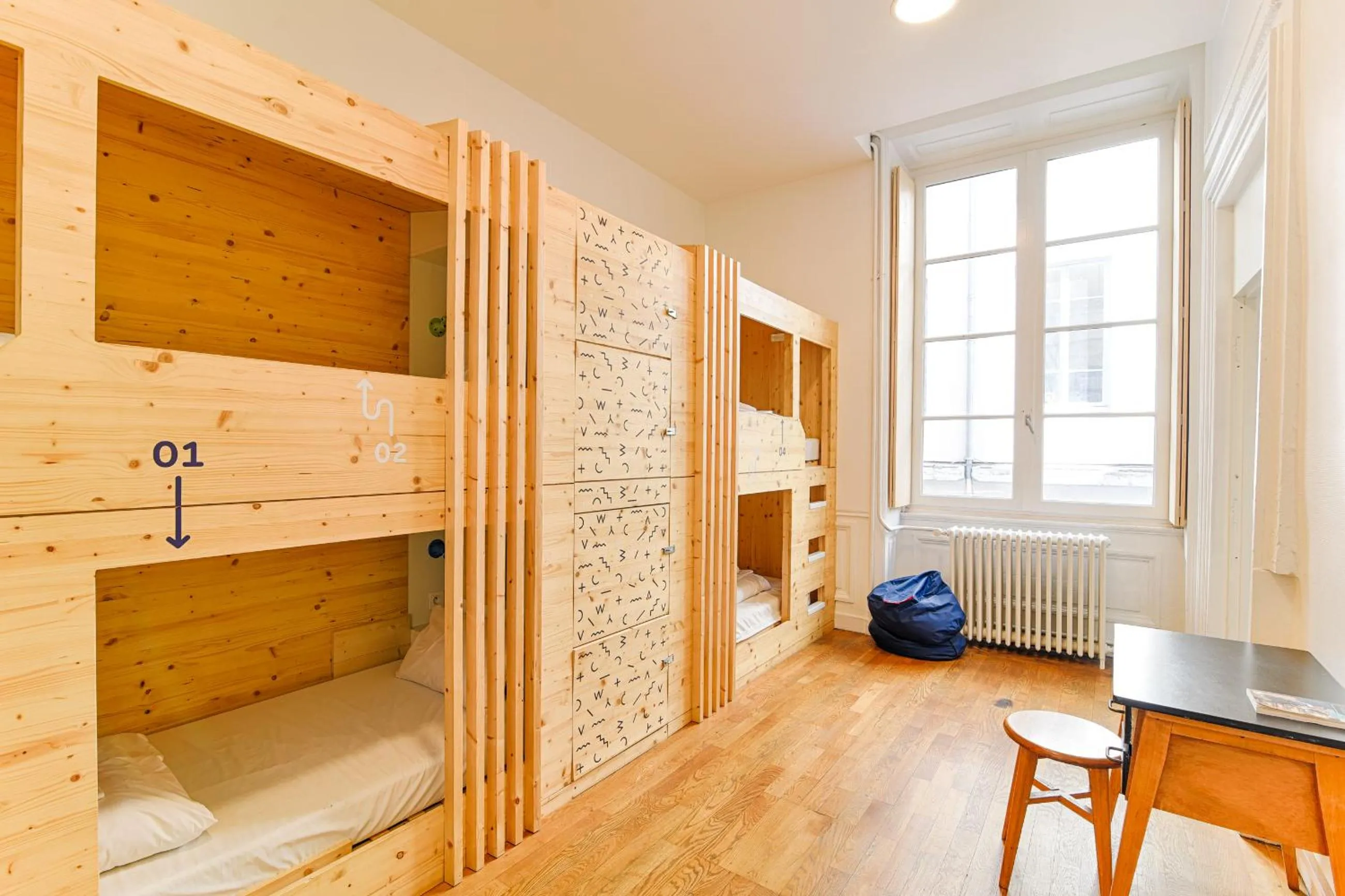 Away Hostel & Coffee Shop