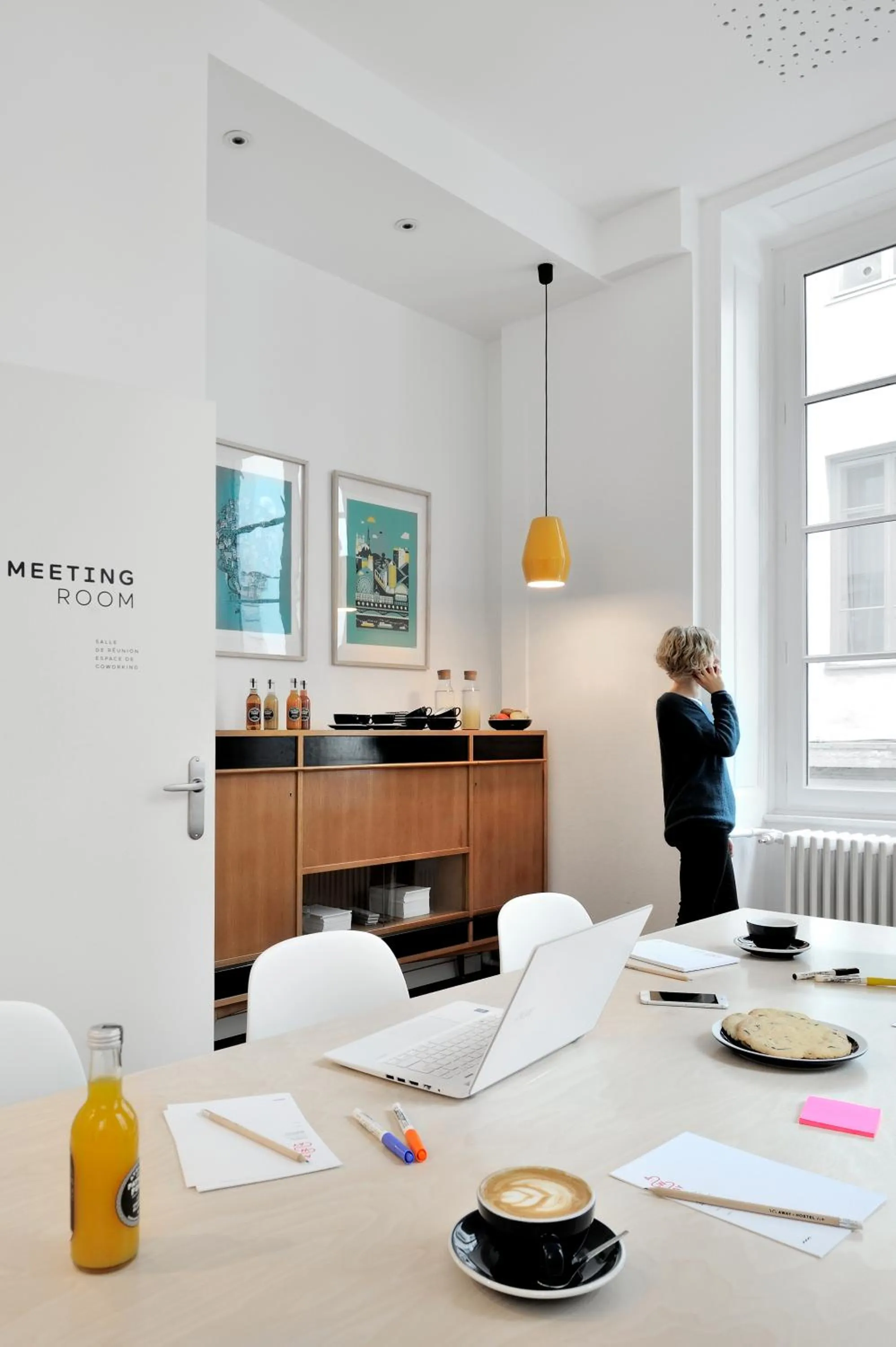 Restaurant/Places to Eat in Away Hostel & Coffee Shop