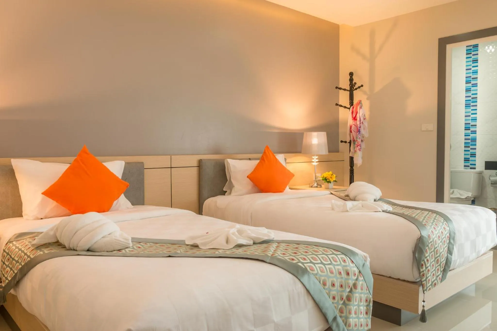 Bed in The Smart Hotel Hat Yai