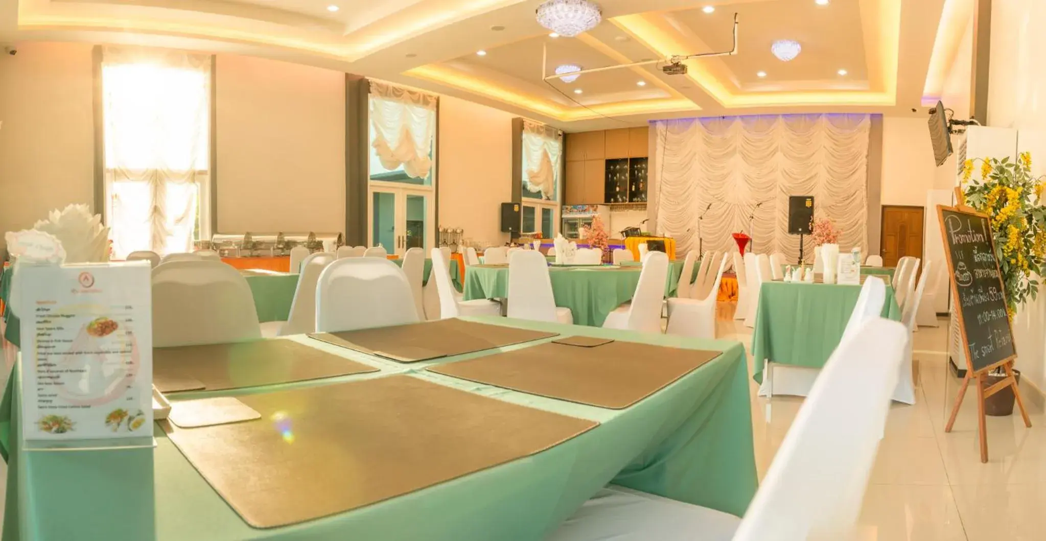 Restaurant/places to eat in The Smart Hotel Hat Yai Restaurant/places to eat in The Smart Hotel Hat Yai