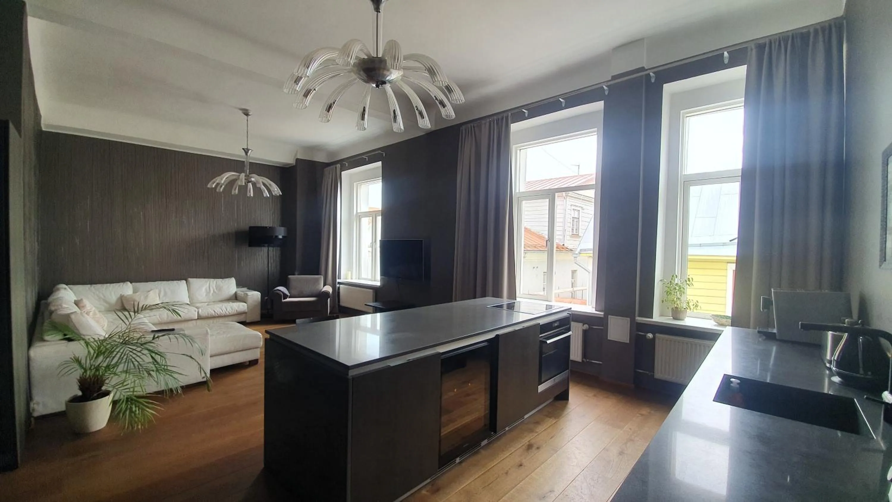 Old Town Apartment