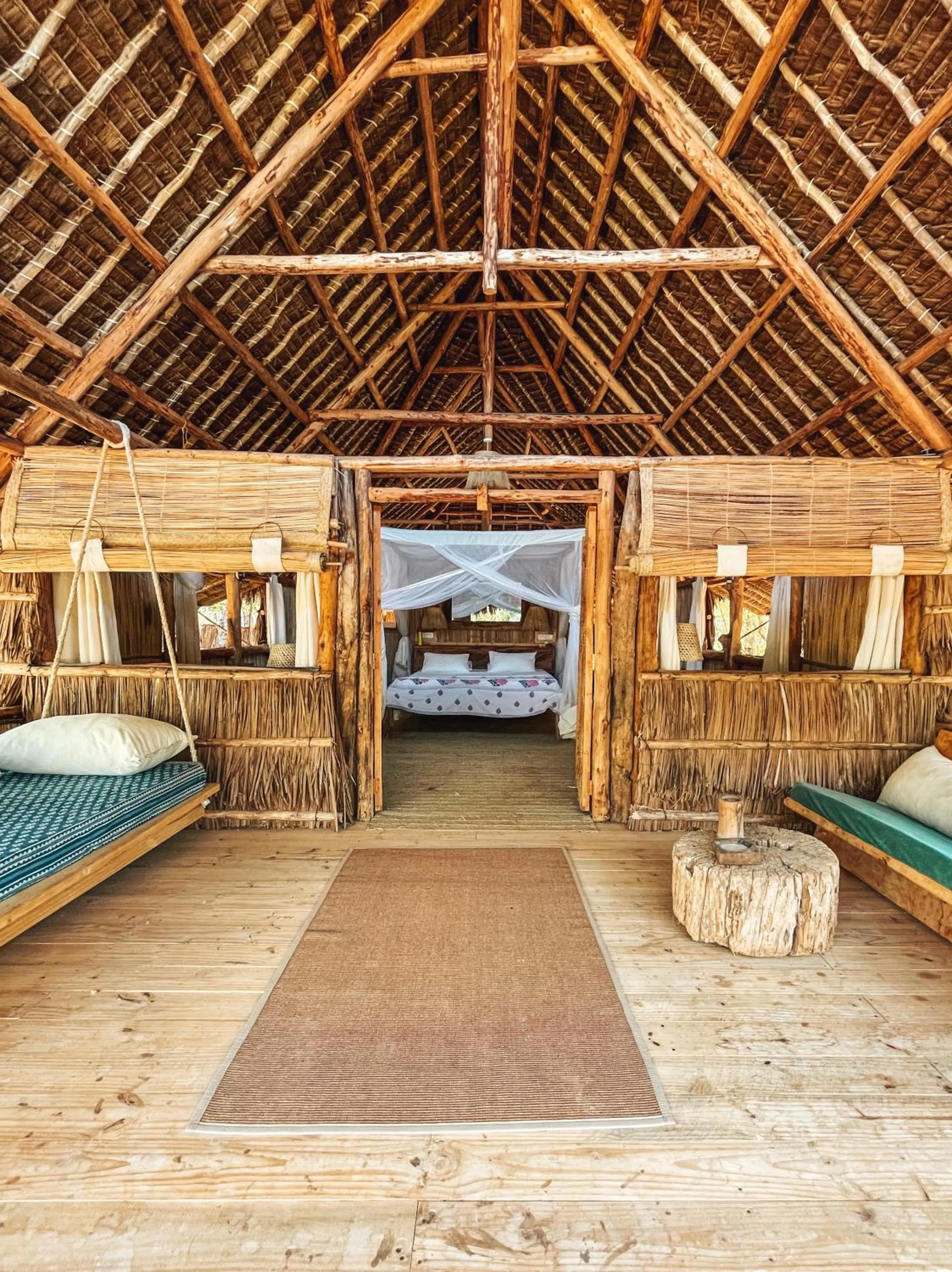 Property building, Bed in Che Shale