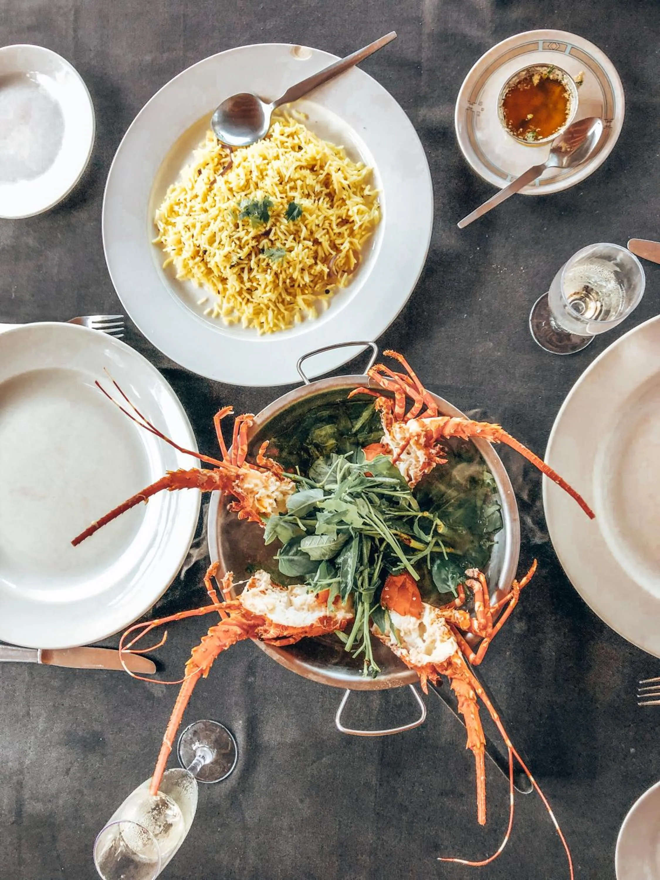 Restaurant/places to eat in Che Shale
