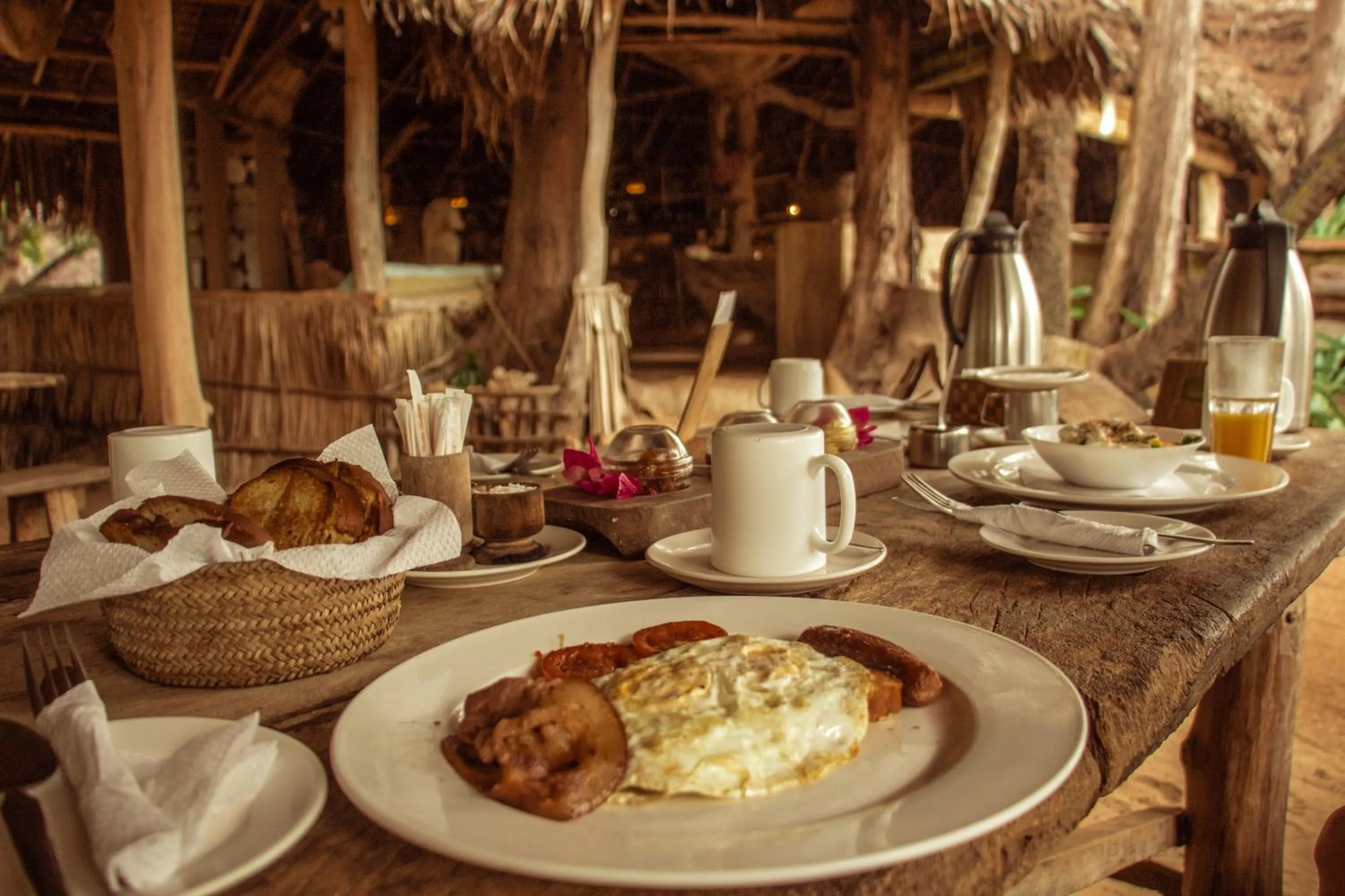 Restaurant/places to eat in Che Shale
