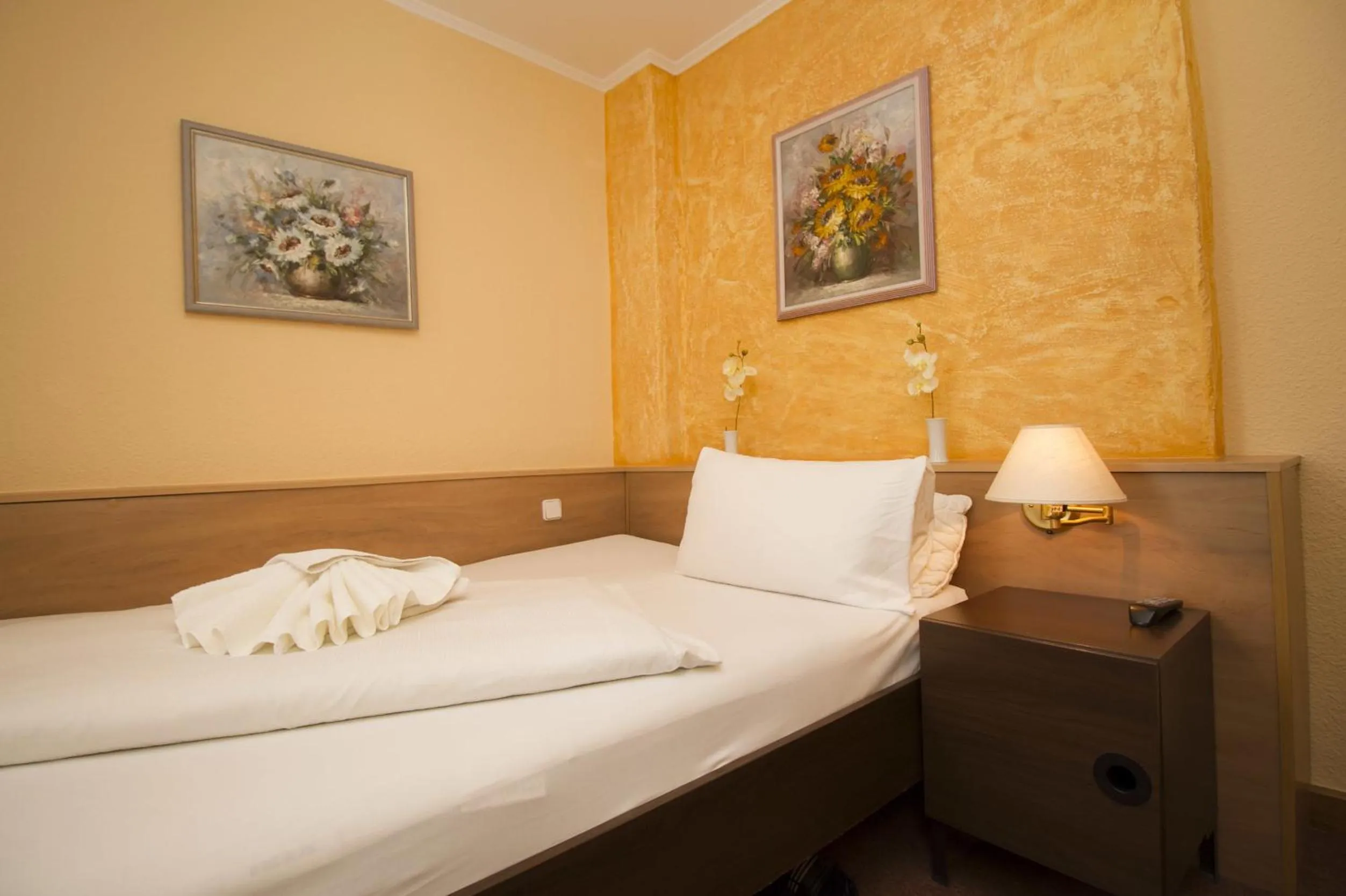 Bed in Hotel Spreewitz am Kurfürstendamm