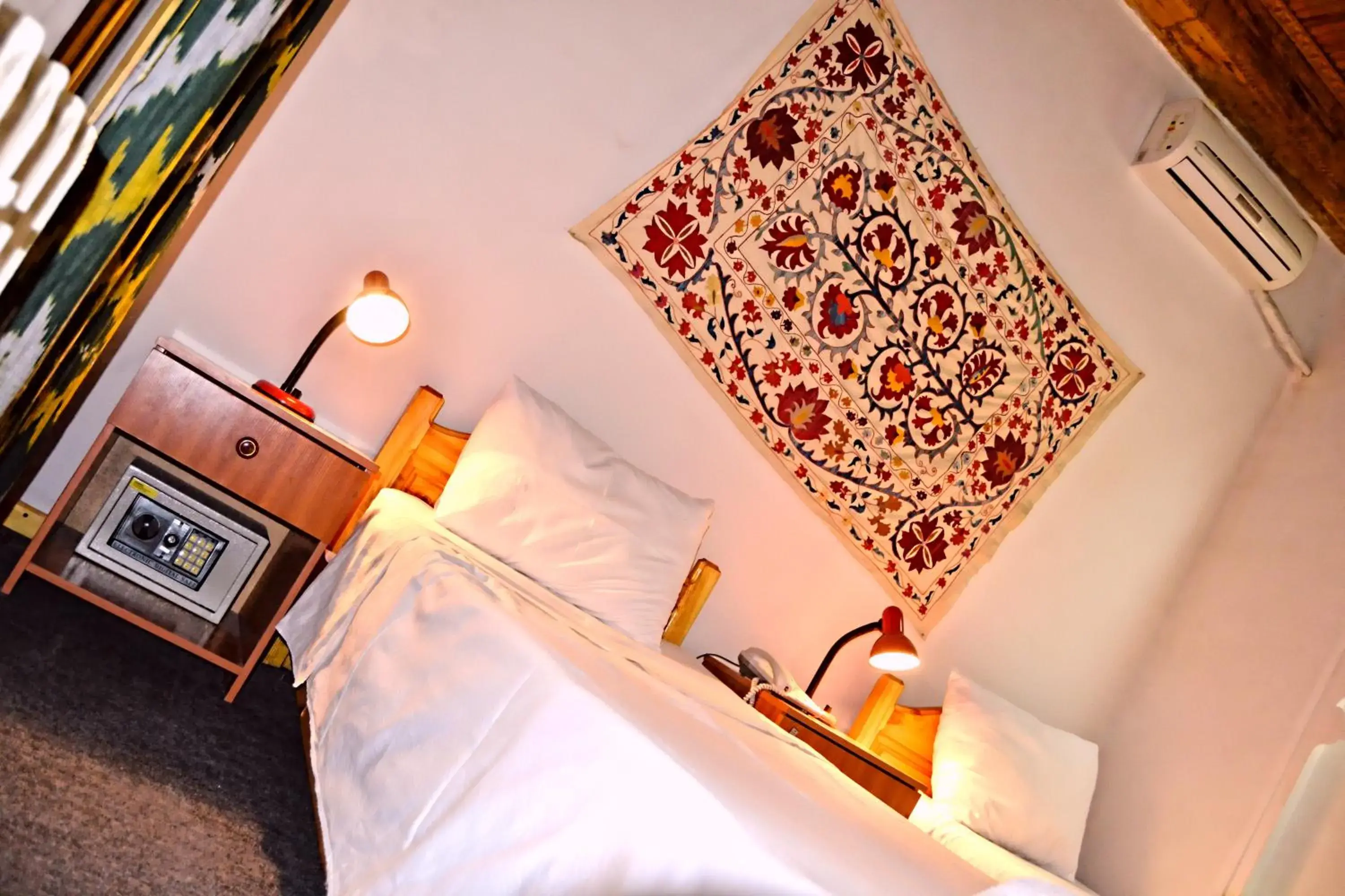 Twin Room with Bathroom in Boutique Old City Twin Room with Bathroom in Boutique Old City