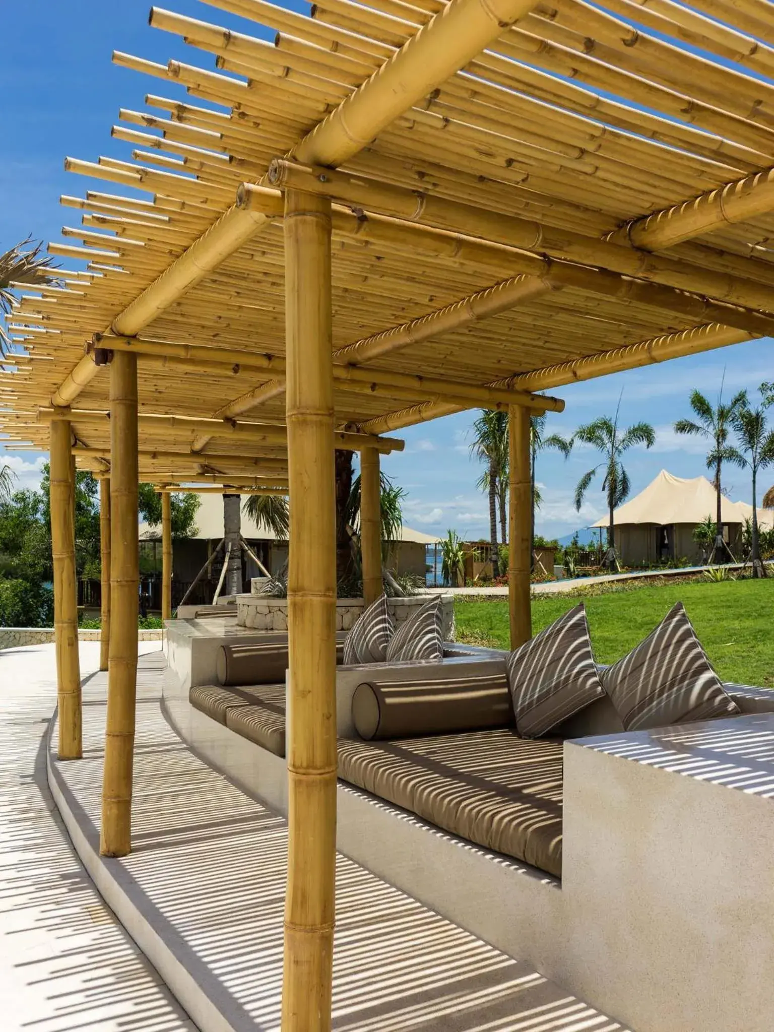 Restaurant/places to eat in Menjangan Dynasty Resort Restaurant/places to eat in Menjangan Dynasty Resort