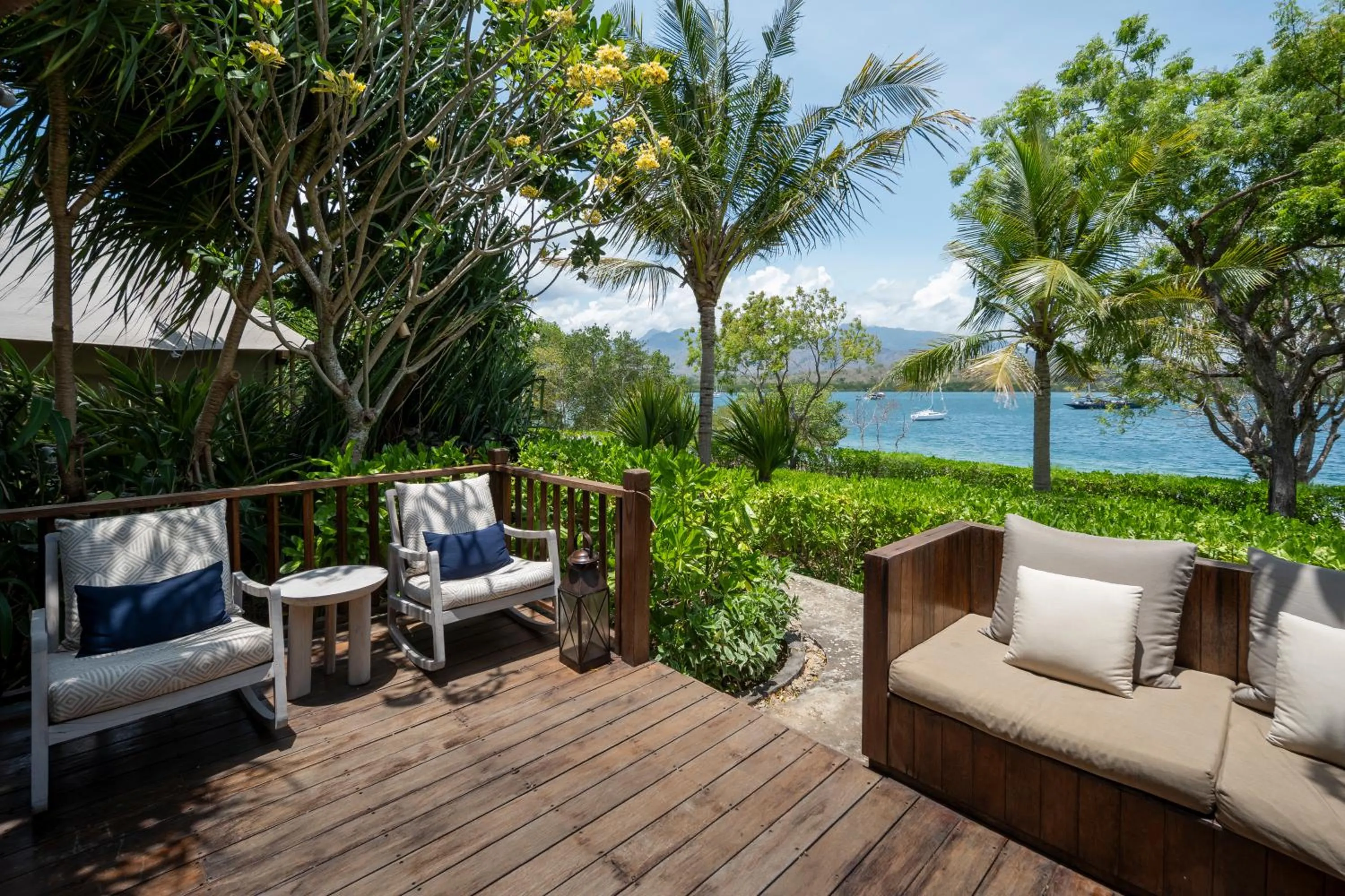 Menjangan Dynasty Resort