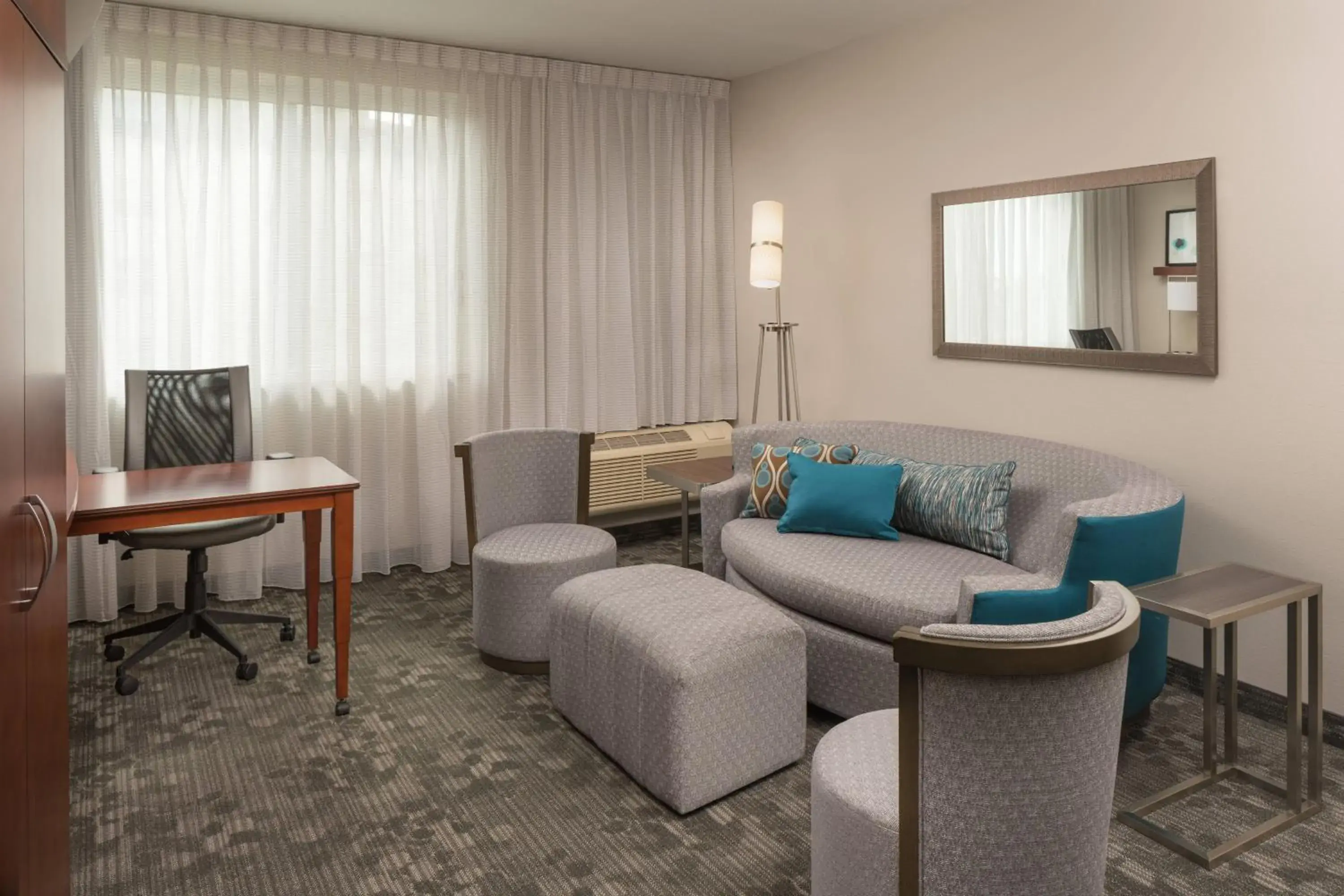 One-Bedroom King Suite with Sofa Bed in Courtyard by Marriott Miami West/FL Turnpike One-Bedroom King Suite with Sofa Bed in Courtyard by Marriott Miami West/FL Turnpike