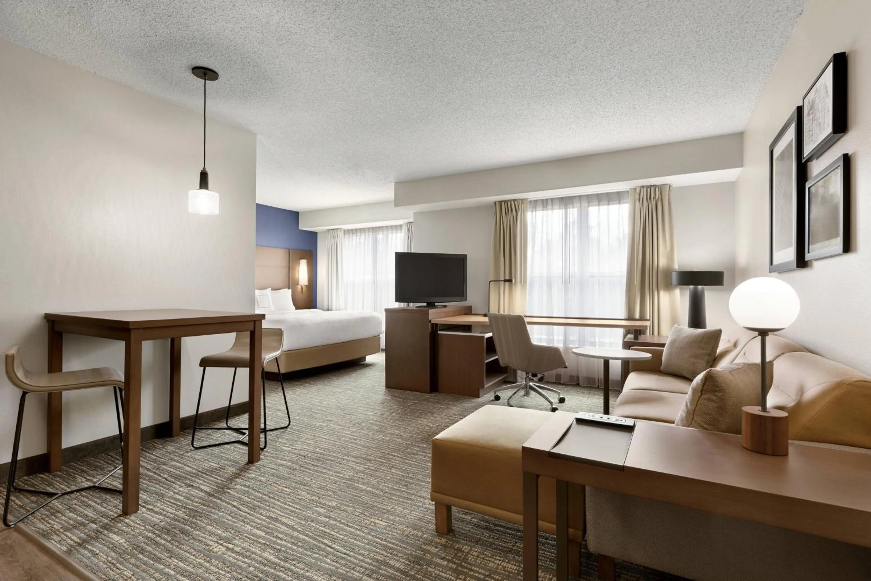 Living room, Bed in Residence Inn Houston The Woodlands/Market Street