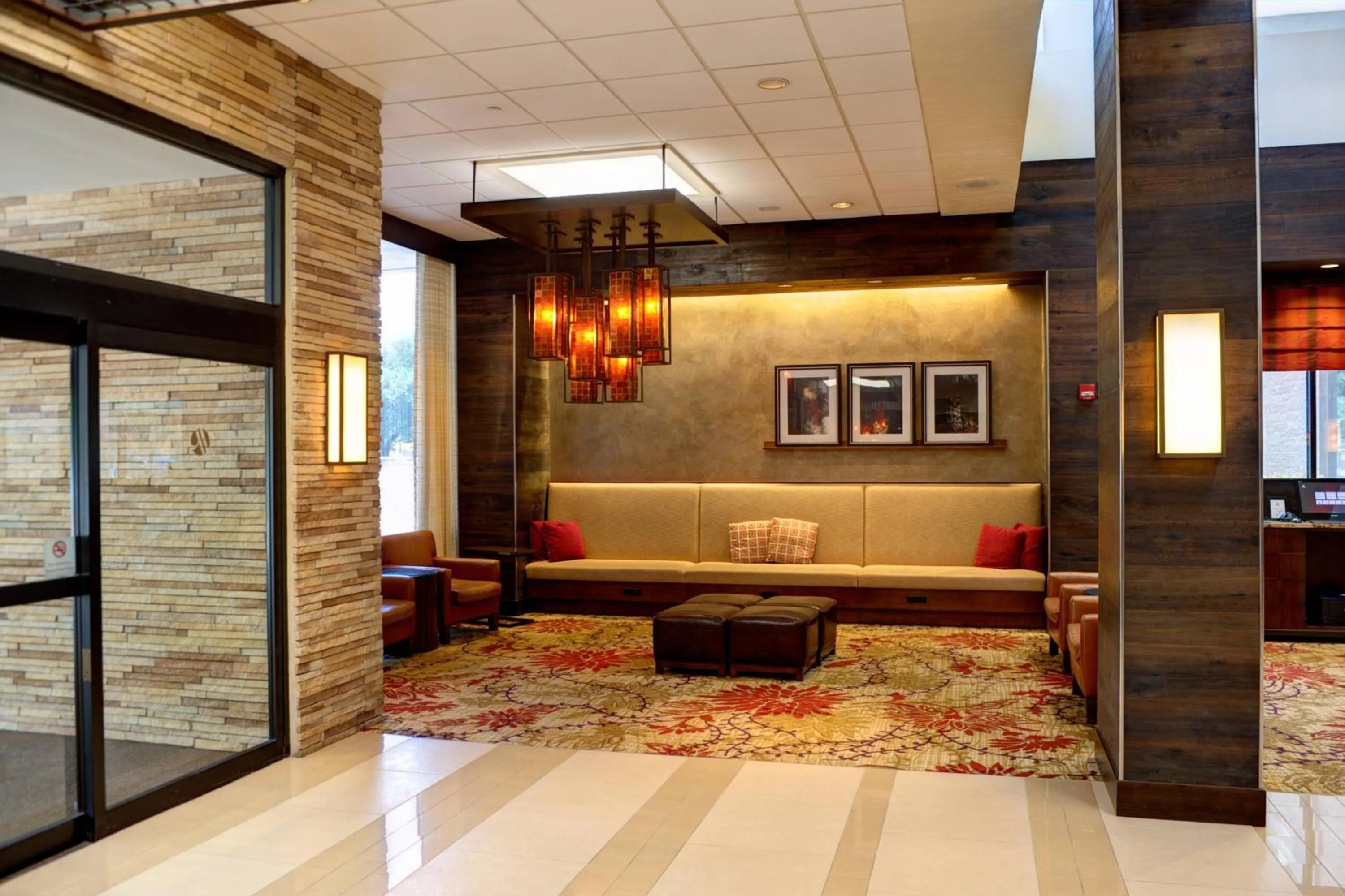 Lobby or reception in Houston Marriott North