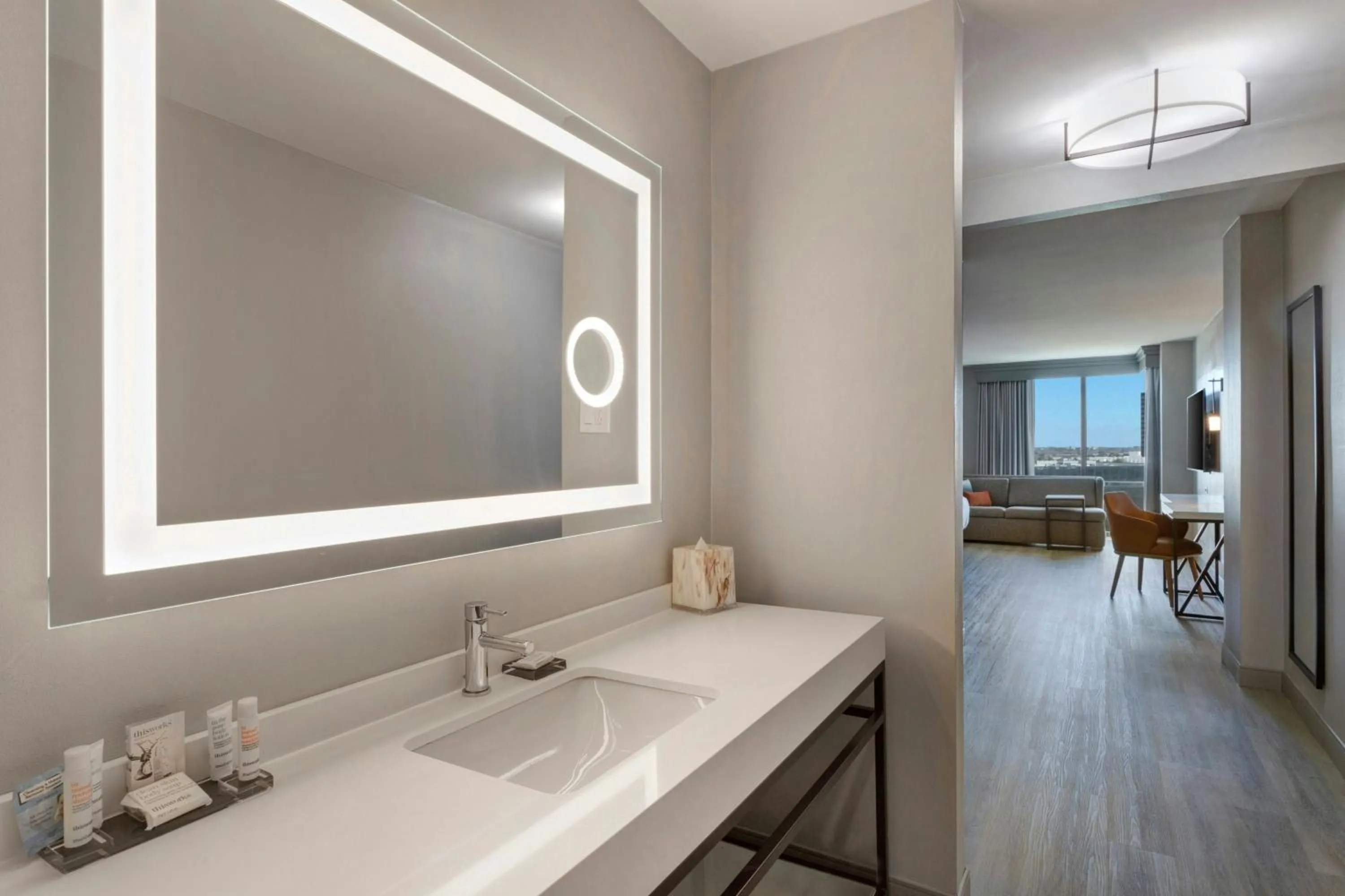 Bathroom in Houston Marriott North