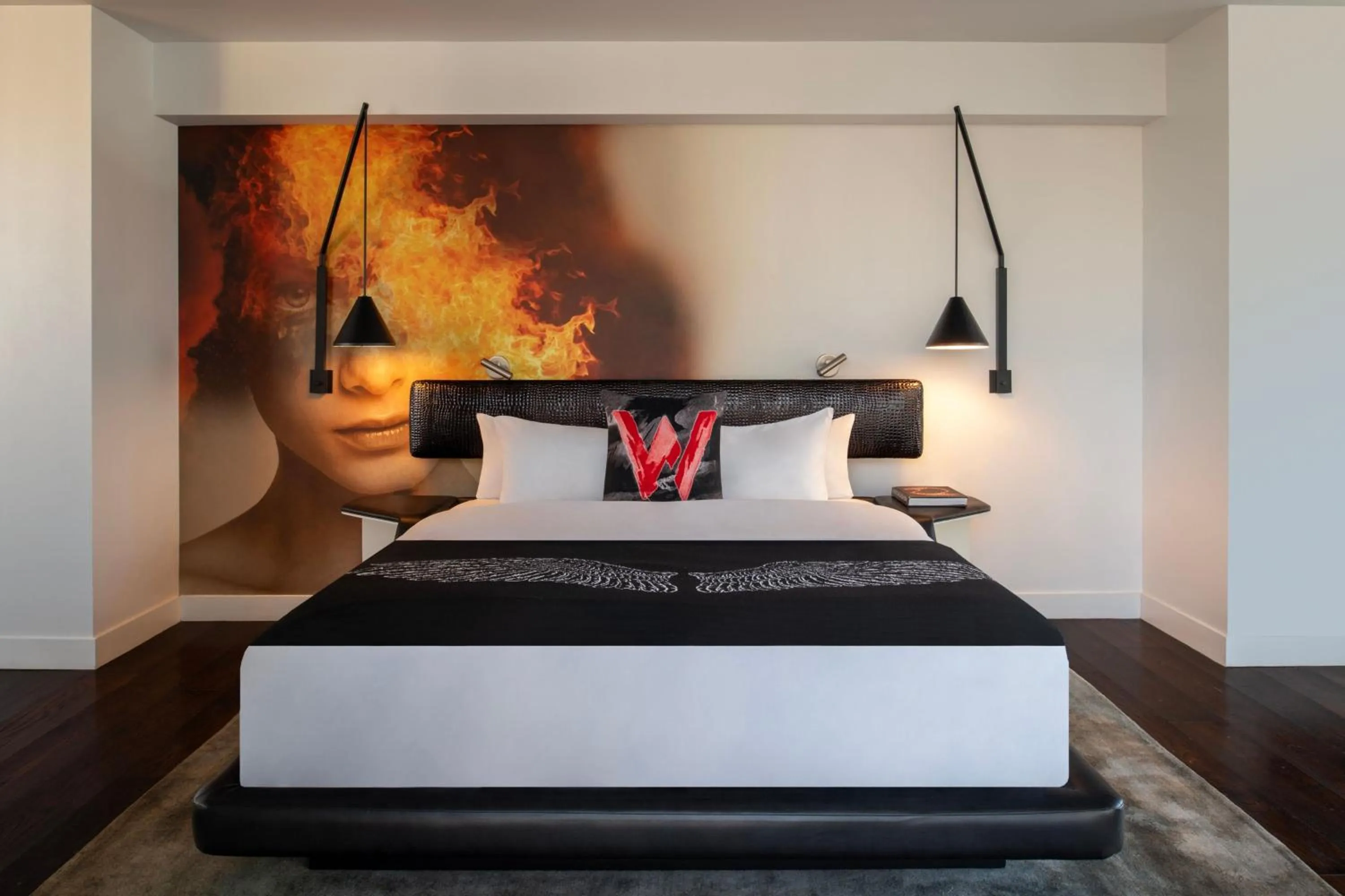 Photo of the whole room, Bed in W Boston