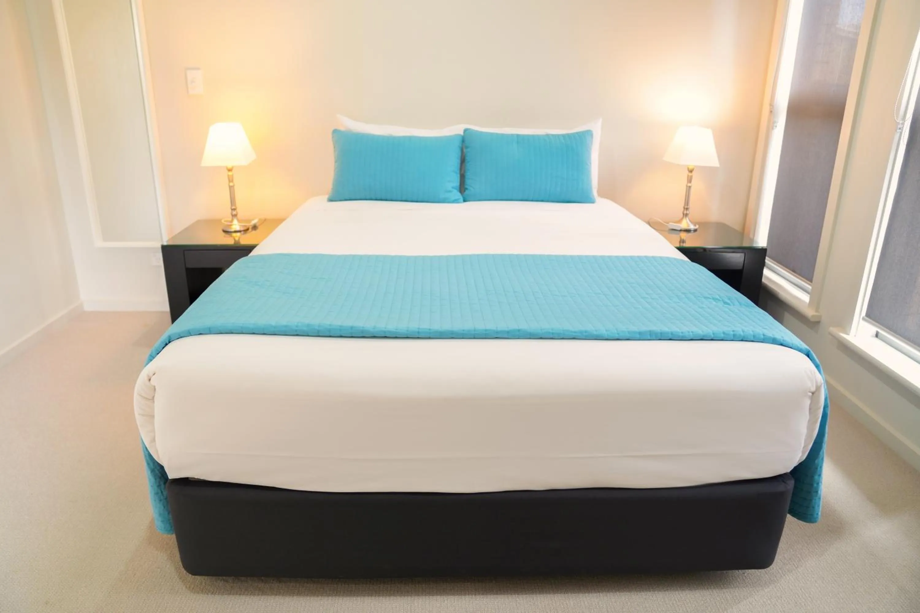 Bed in Villas on the Bay Kingscote