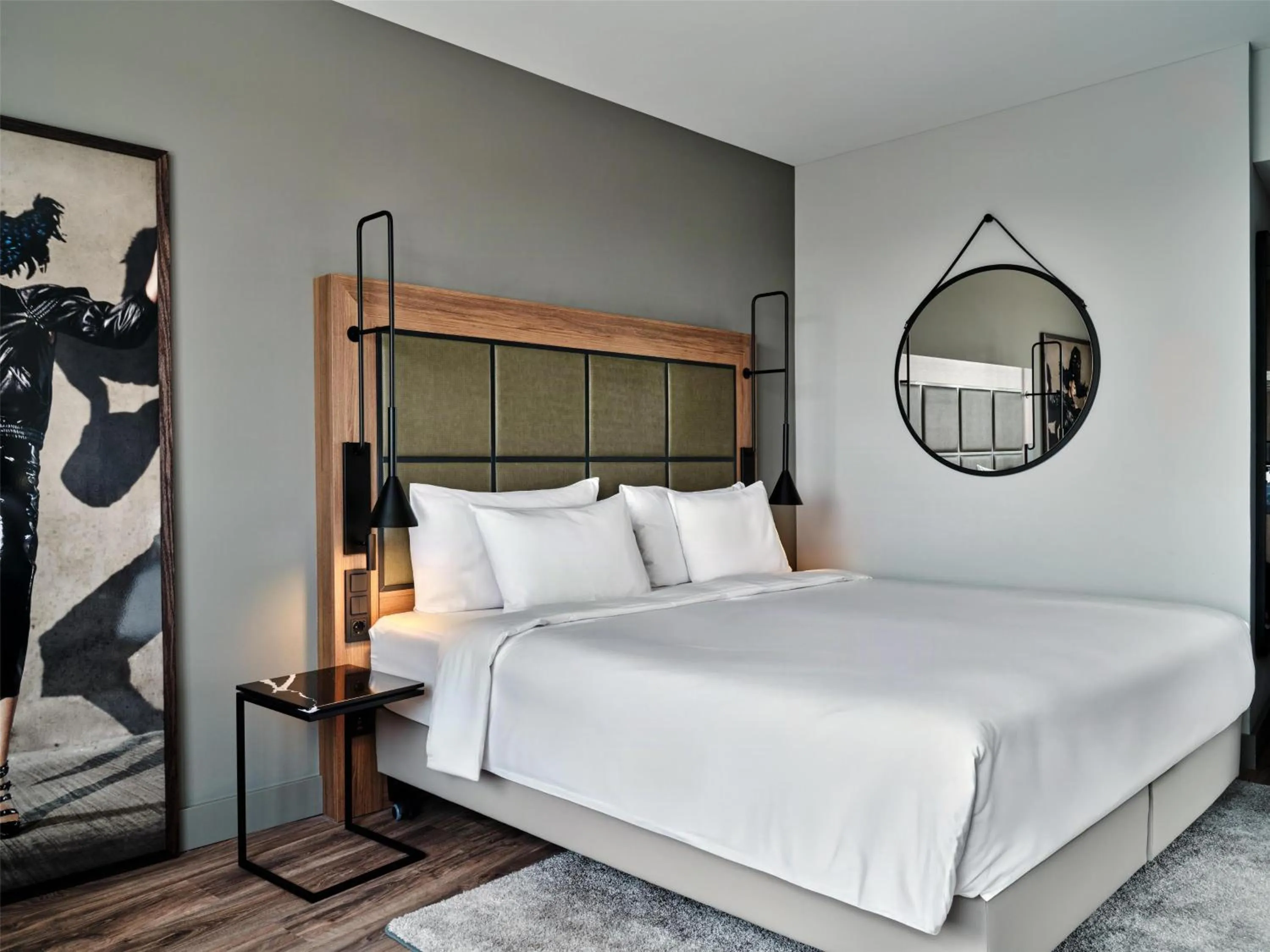 Bedroom, Bed in Radisson Blu Hotel, Hamburg Airport