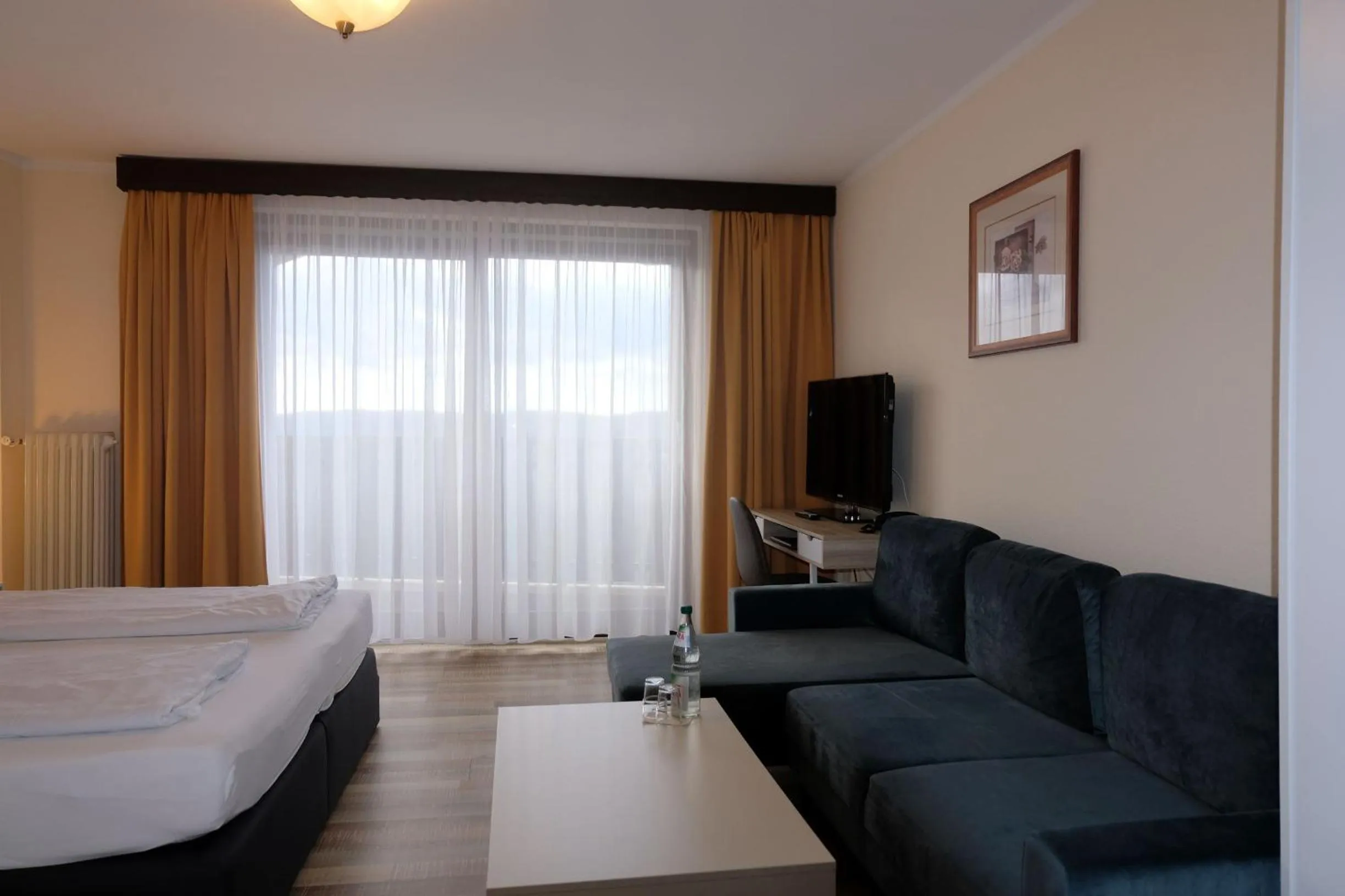 Seating area, Bed in Zum Weissen Lamm