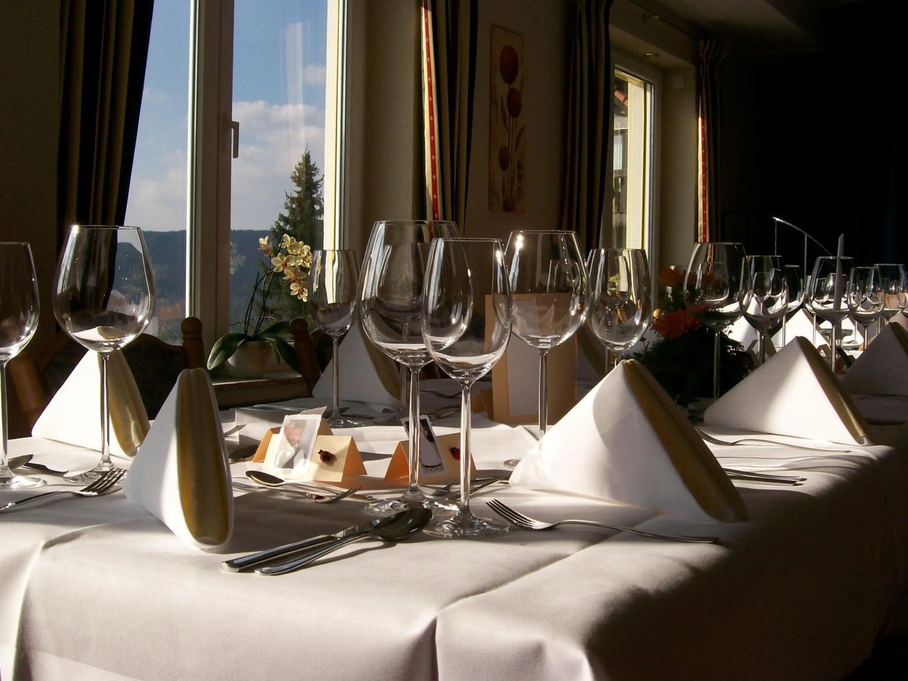 Restaurant/places to eat in Zum Weissen Lamm