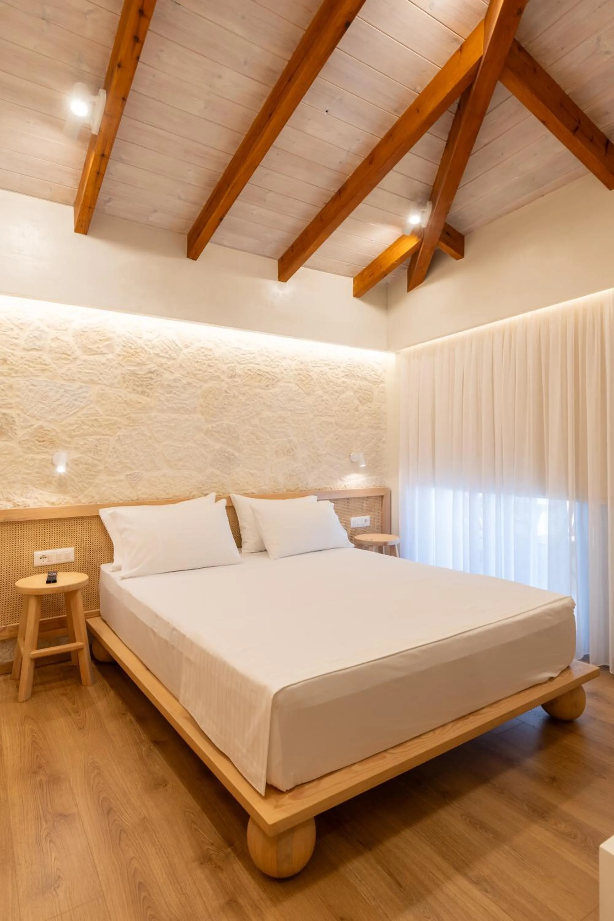 Deluxe Double Room in Dimitri Hotel