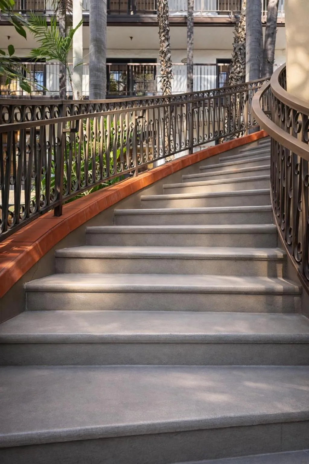 Seating area in The Buena Park Grand Hotel & Suites