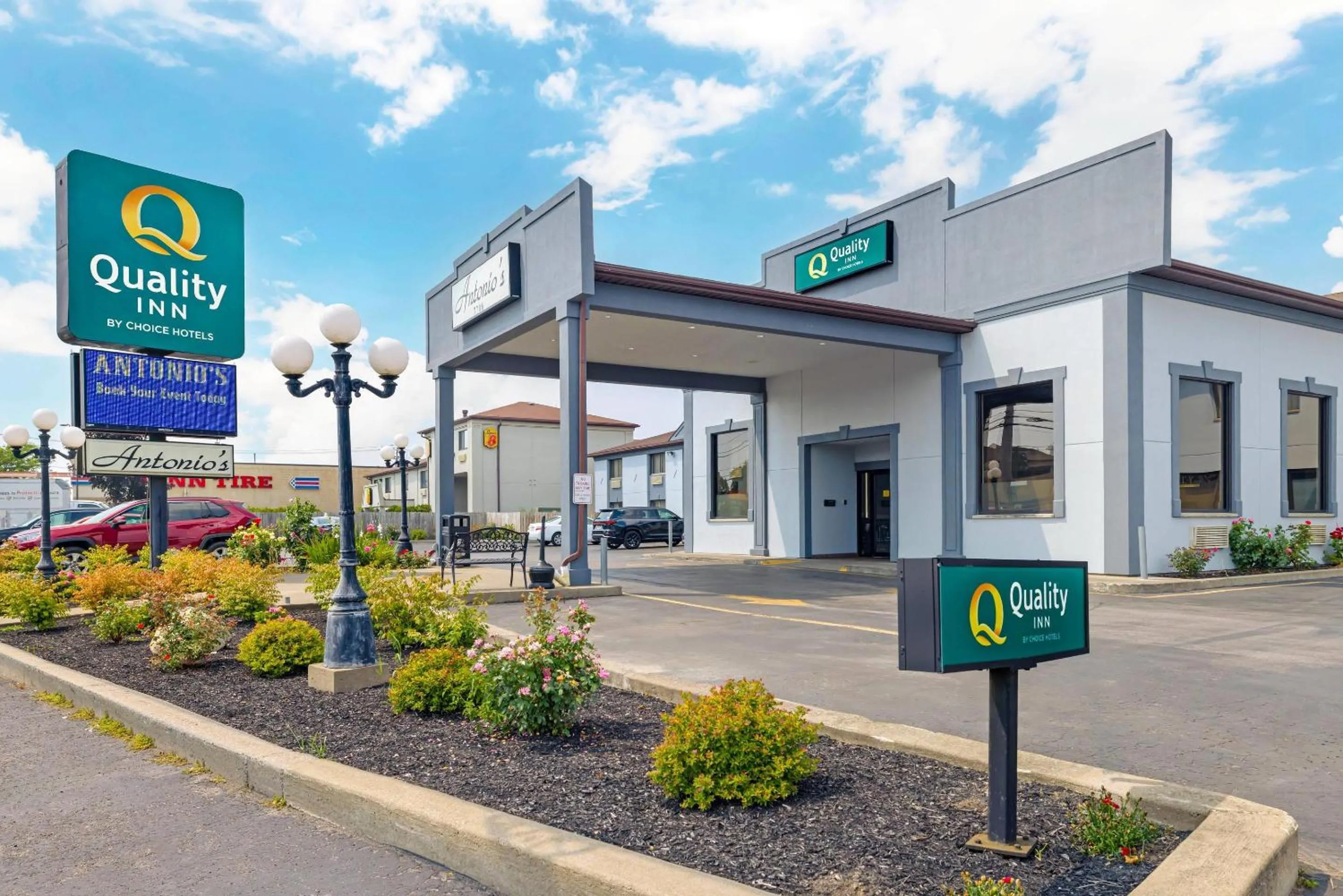 Property building in Quality Inn - Niagara Falls Blvd