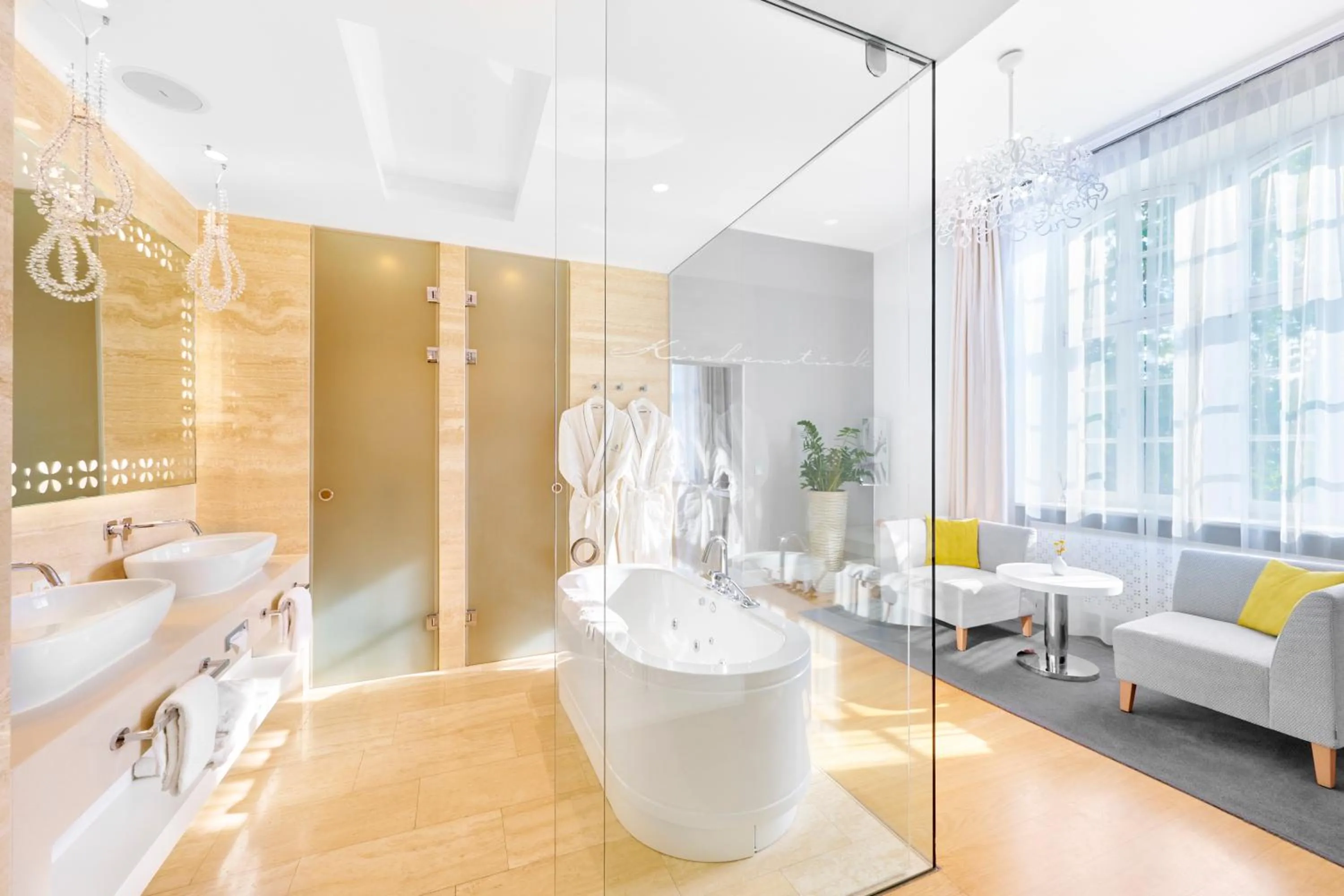 Photo of the whole room in Hotel Ketschauer Hof