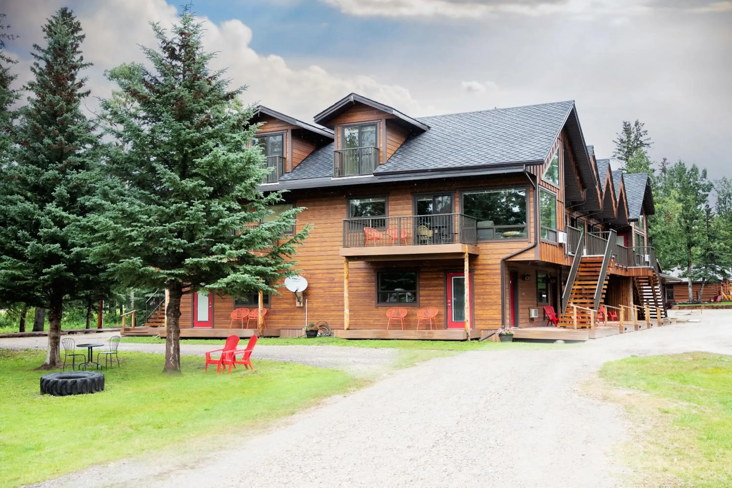 Property building in Jasper Gates Resort Property building in Jasper Gates Resort