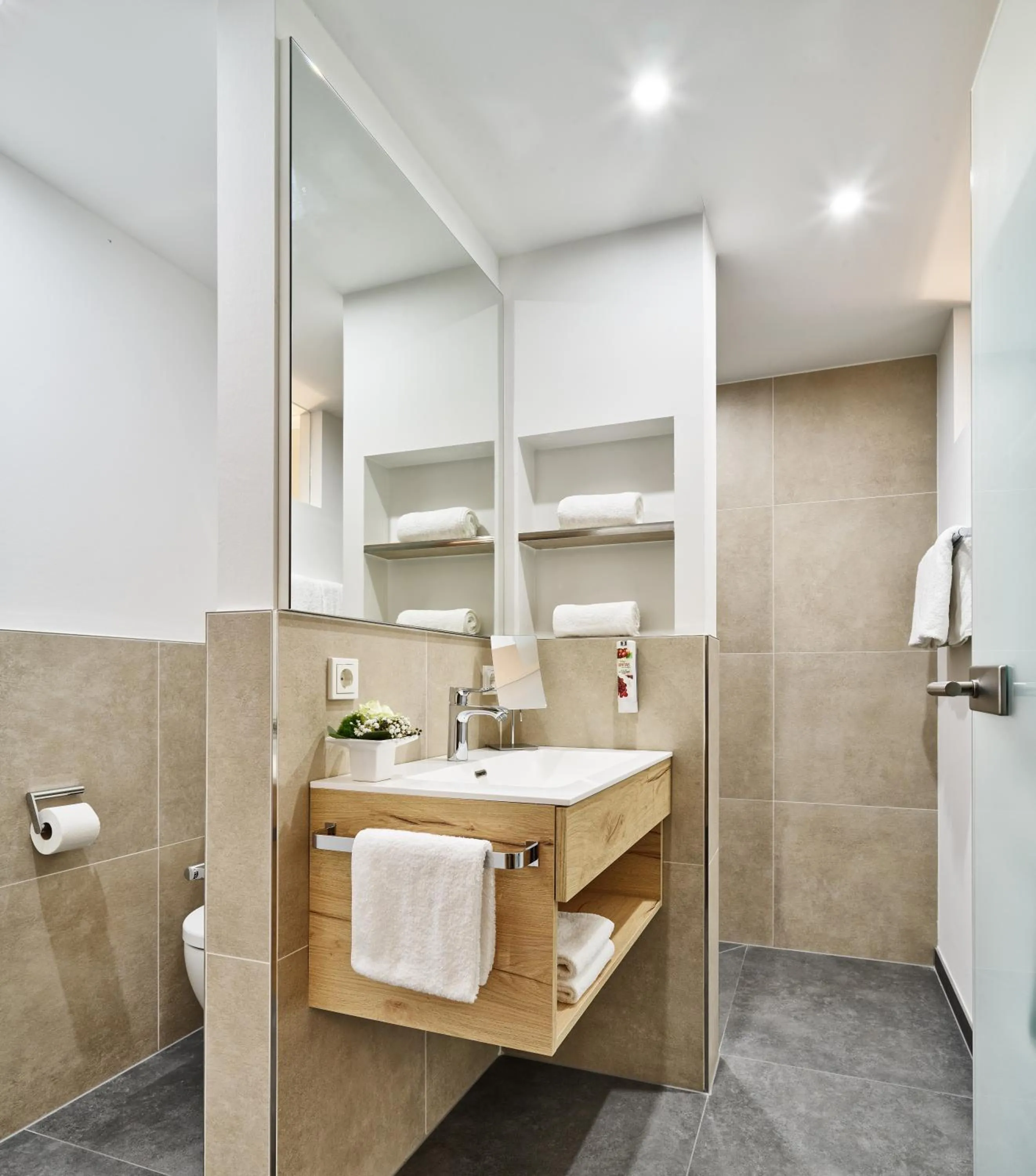 Bathroom in Hotel Weis