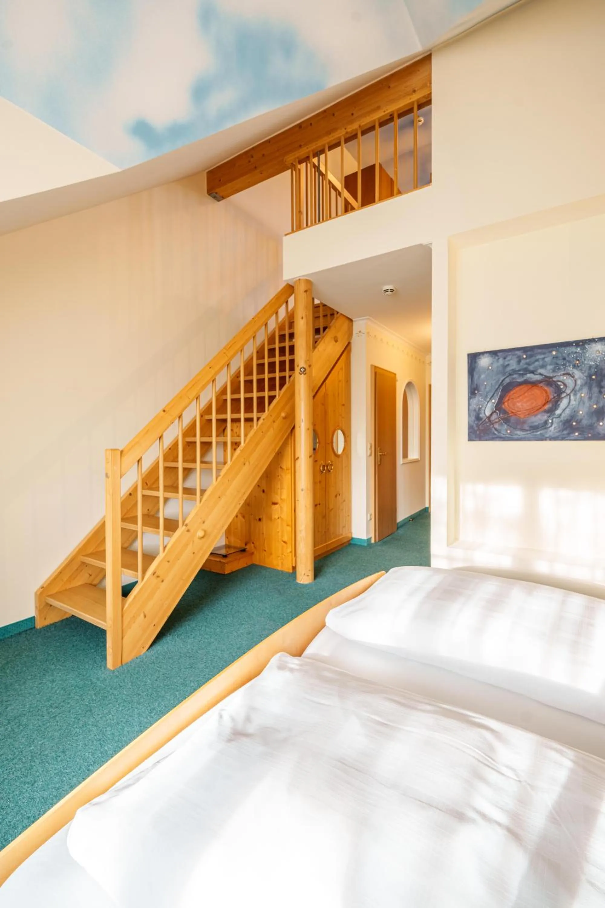 Family, Bed in König Ludwig Design Hotel NEU Zimmer mit Sauna oder Whirlpool oder mehr