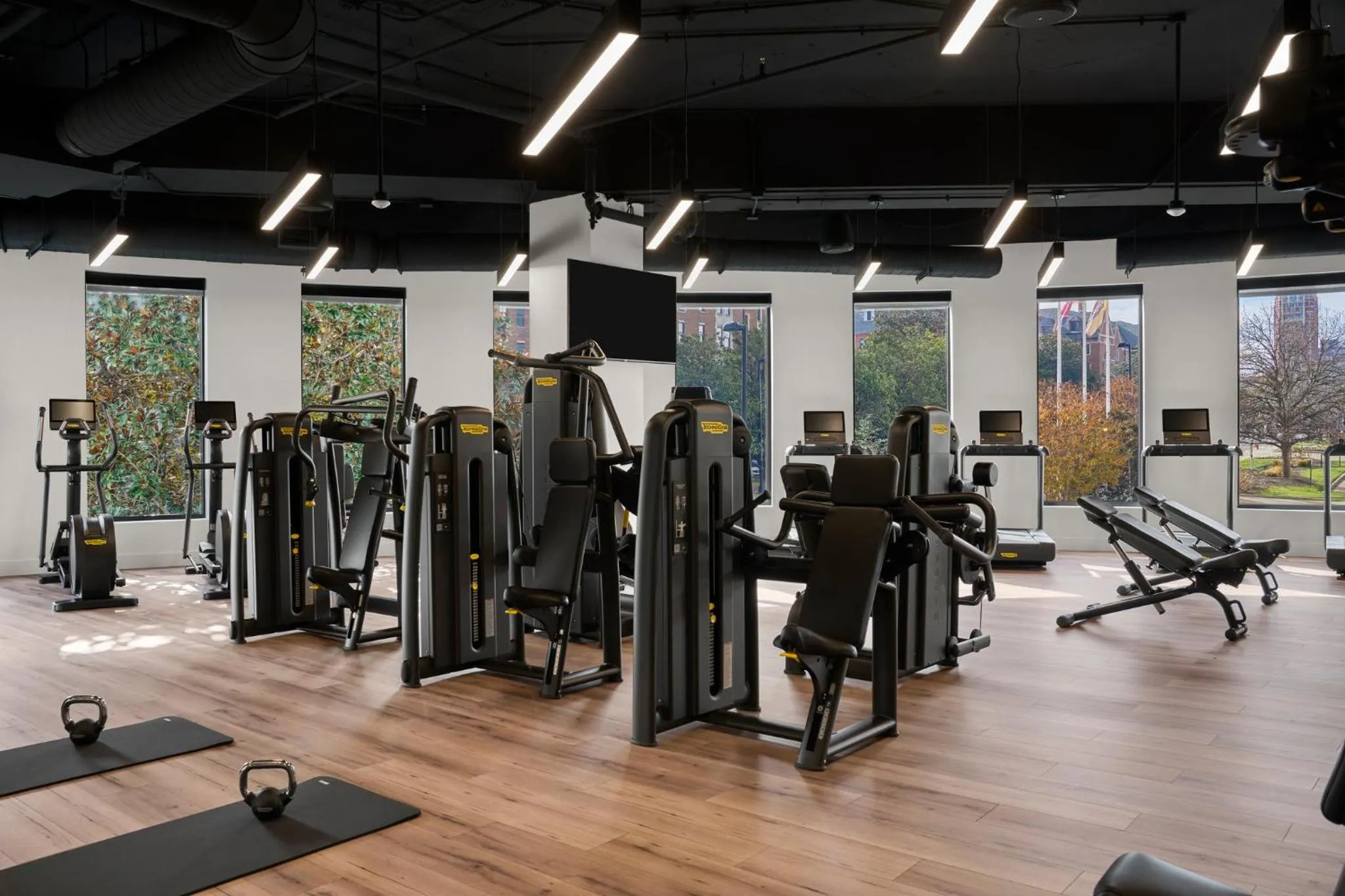 Fitness centre/facilities in Loews Nashville Hotel at Vanderbilt Plaza