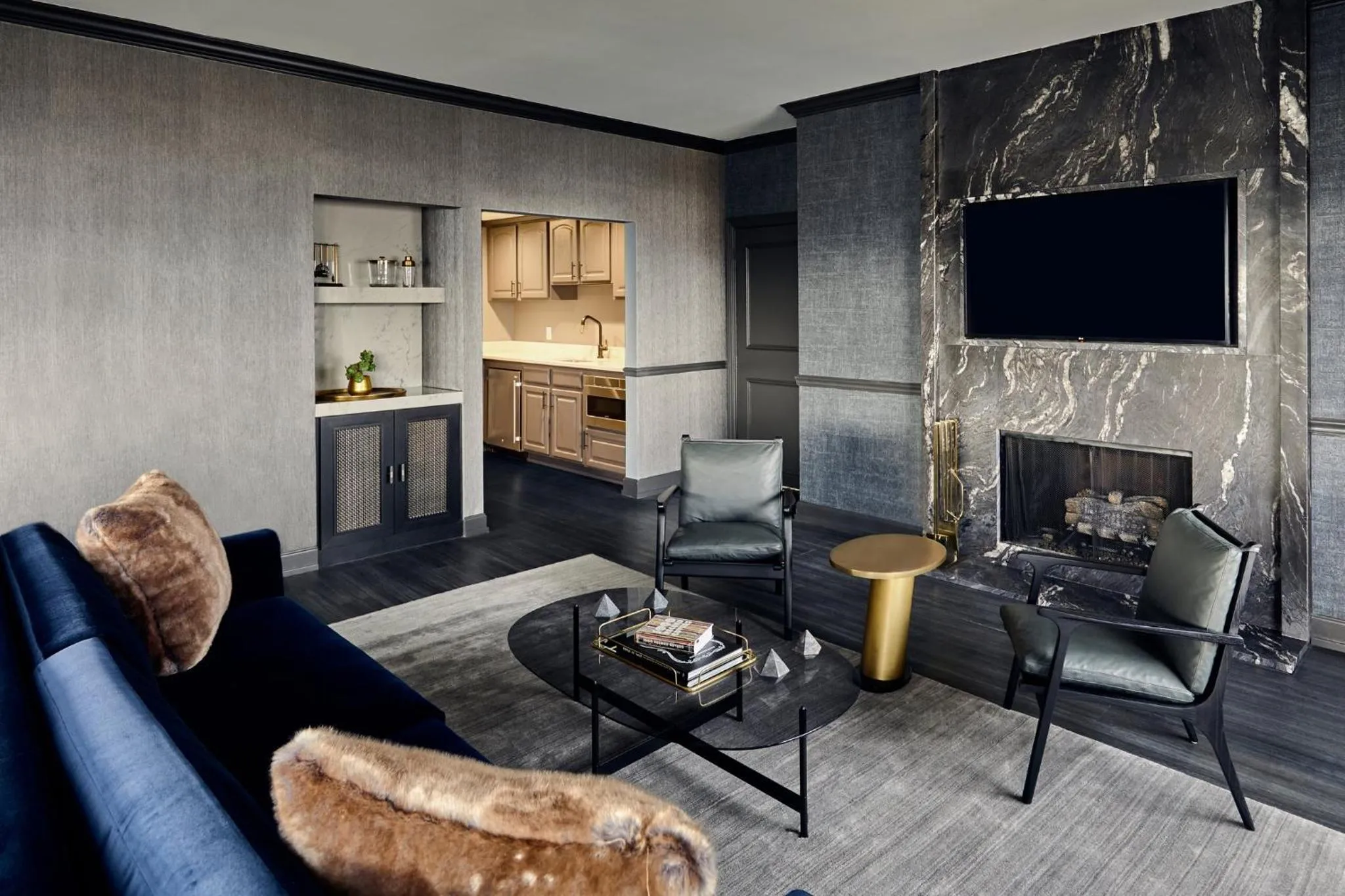 Bedroom in Loews Nashville Hotel at Vanderbilt Plaza