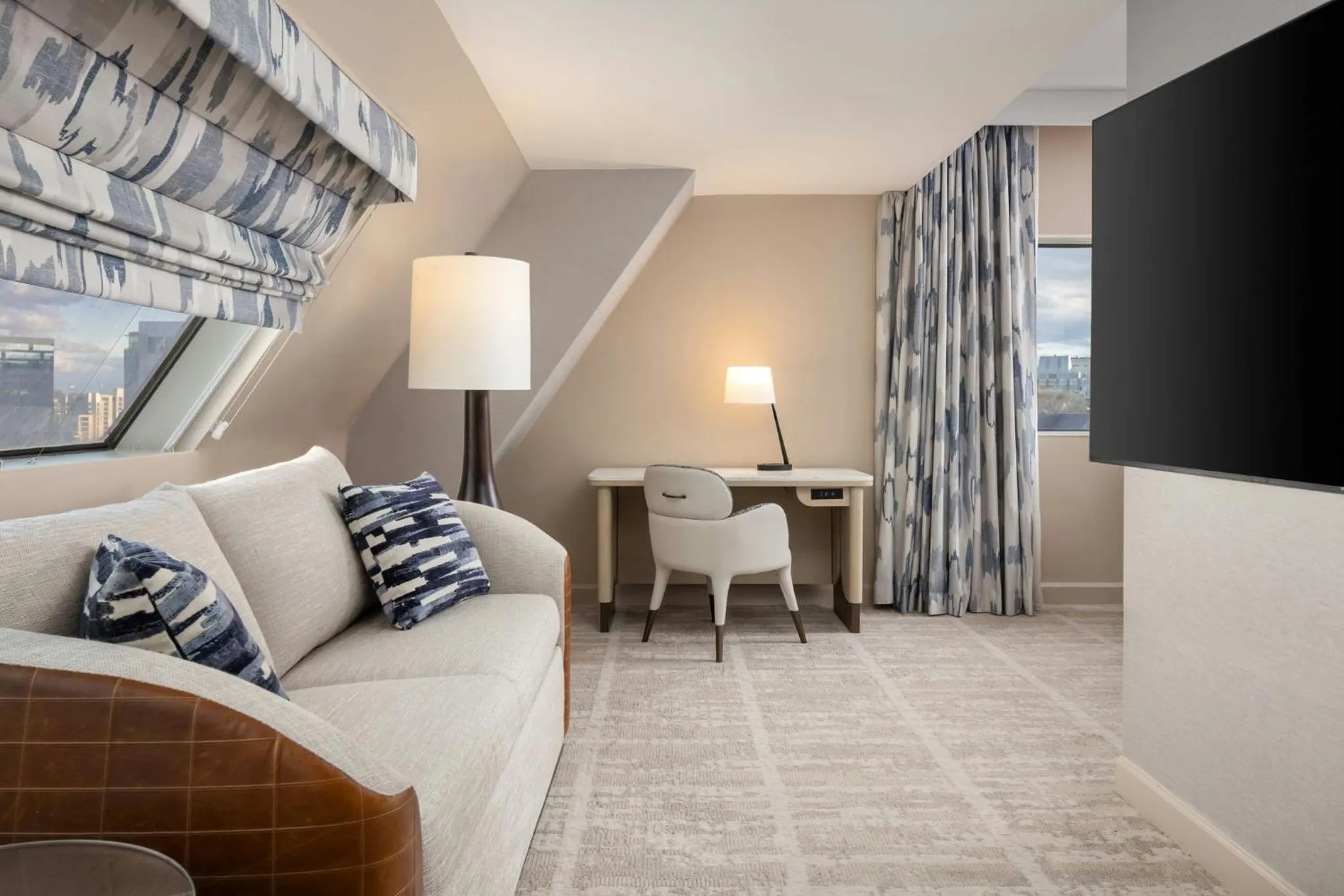 Photo of the whole room in Loews Nashville Hotel at Vanderbilt Plaza