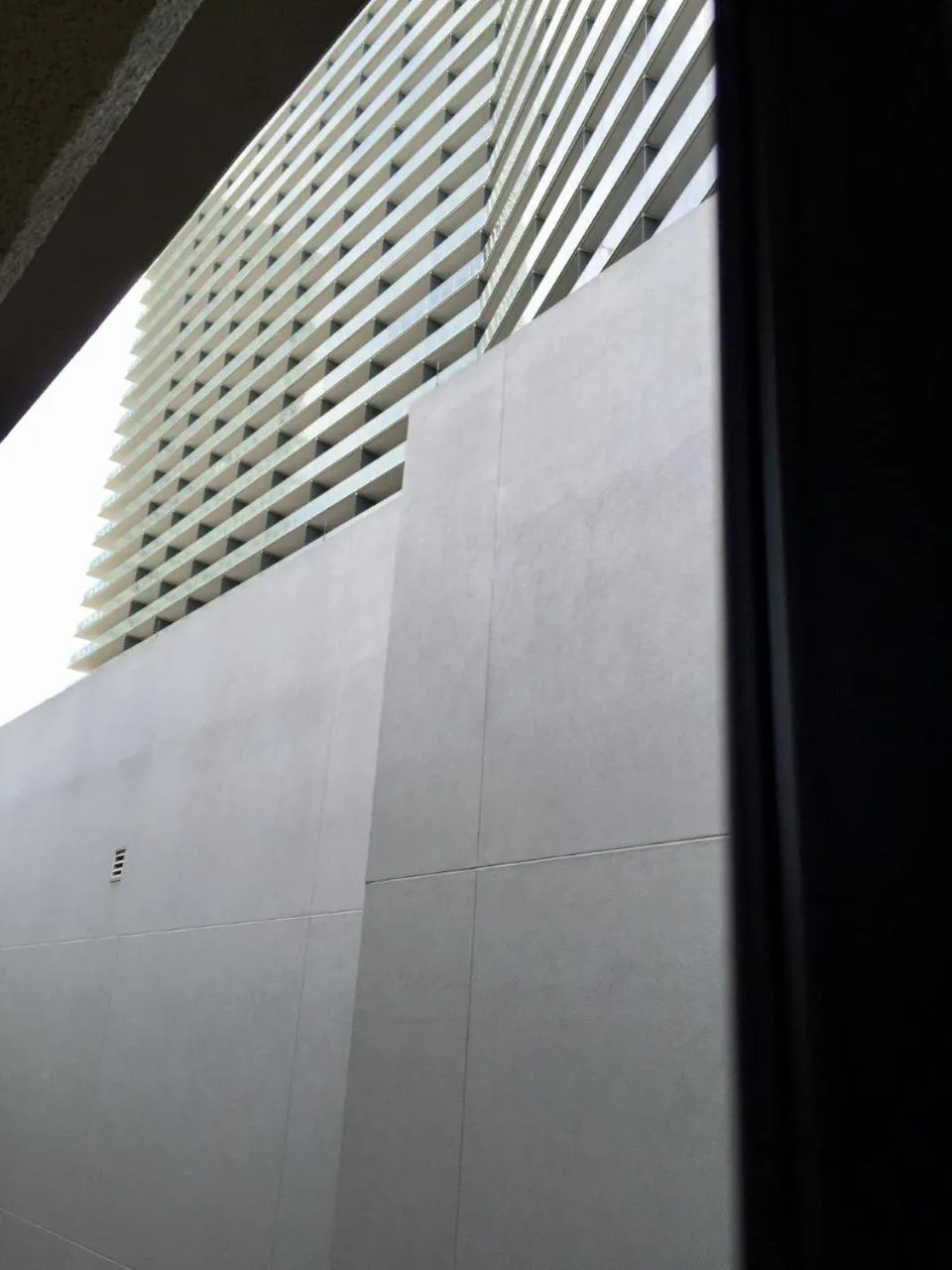 Inner courtyard view in Jockey Resort Suites Center Strip