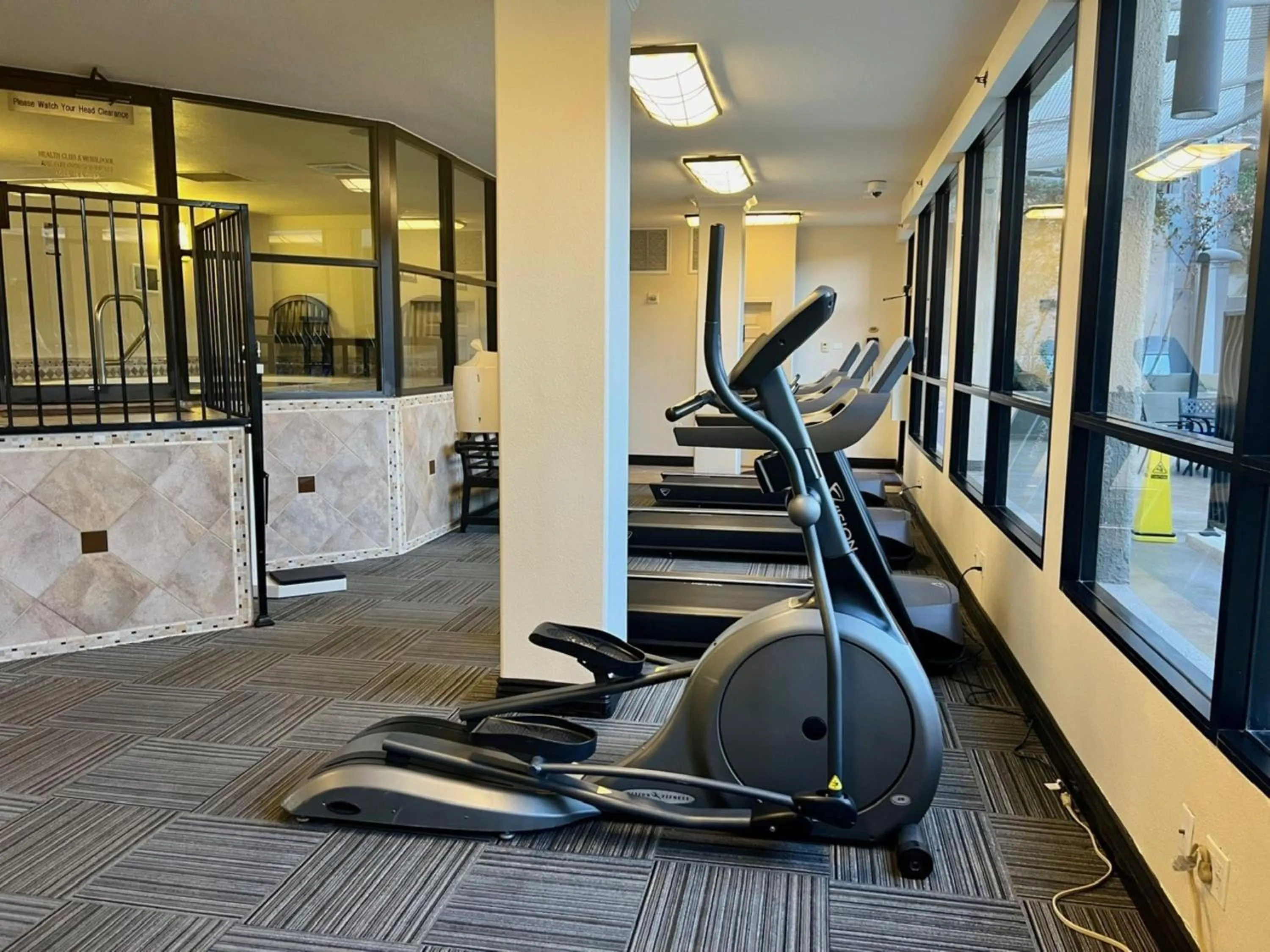 Fitness centre/facilities in Jockey Resort Suites Center Strip