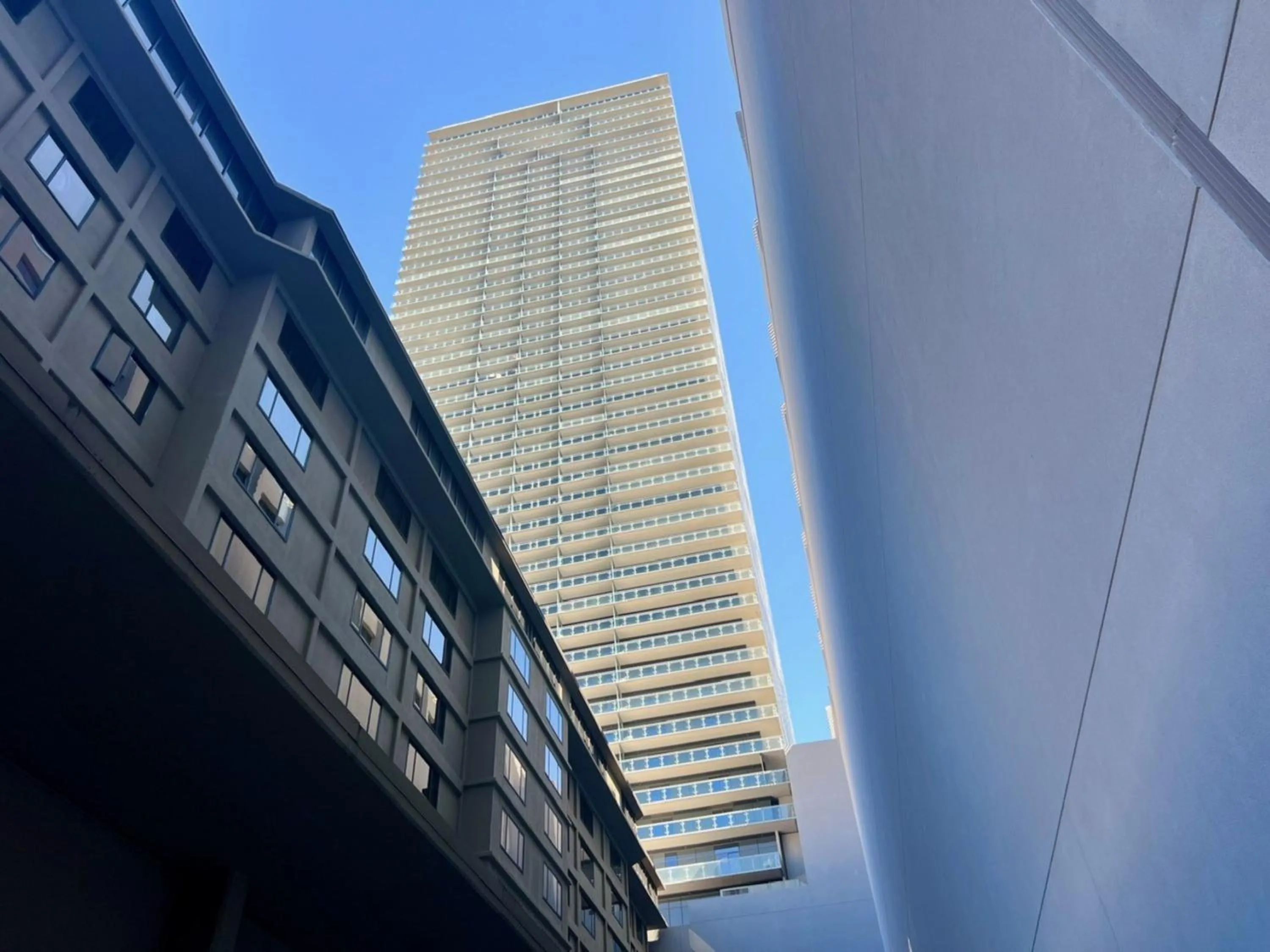 Property building in Jockey Resort Suites Center Strip