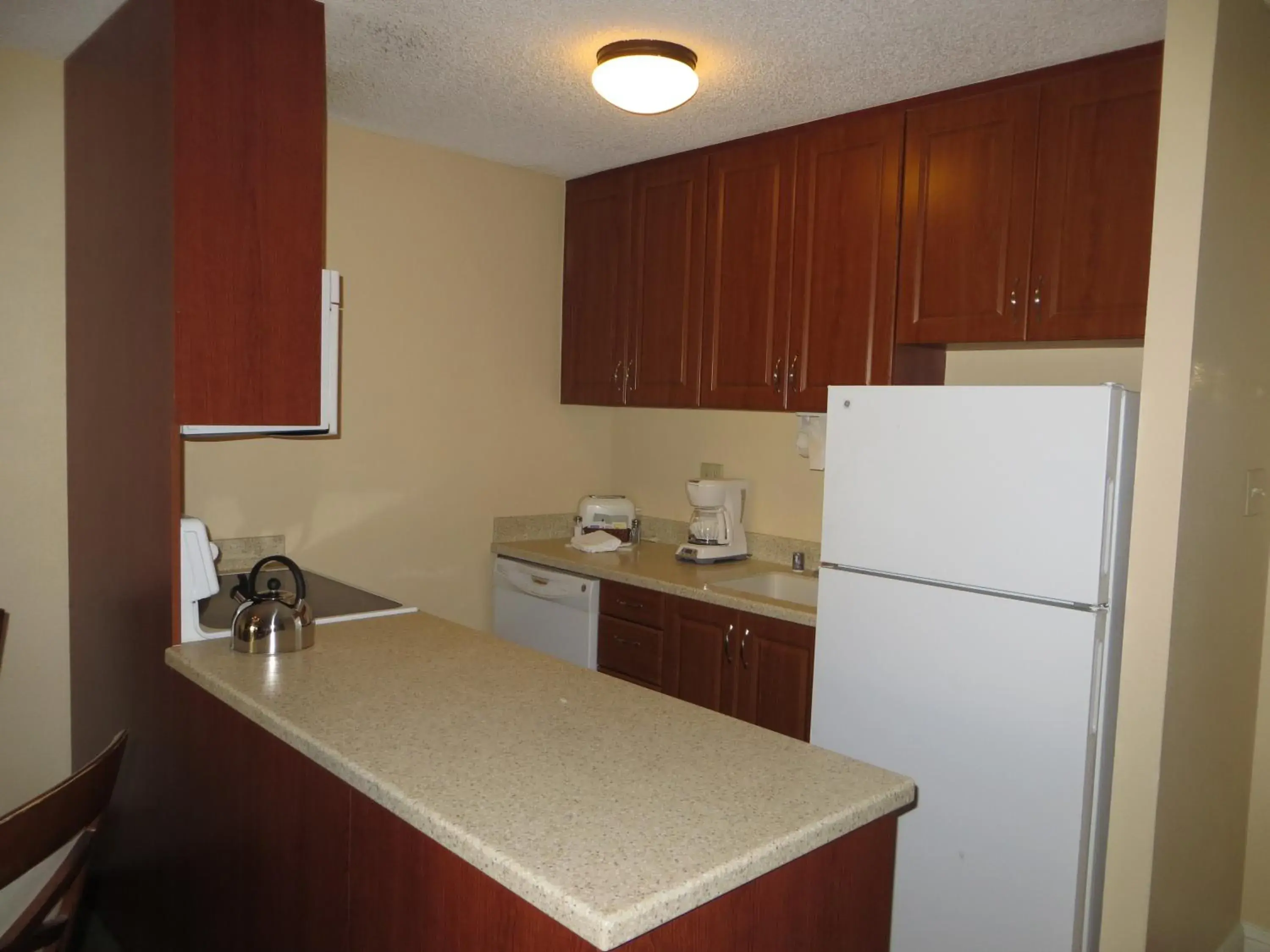 One-Bedroom Suite (No Resort Fee) in Jockey Resort Suites Center Strip One-Bedroom Suite (No Resort Fee) in Jockey Resort Suites Center Strip