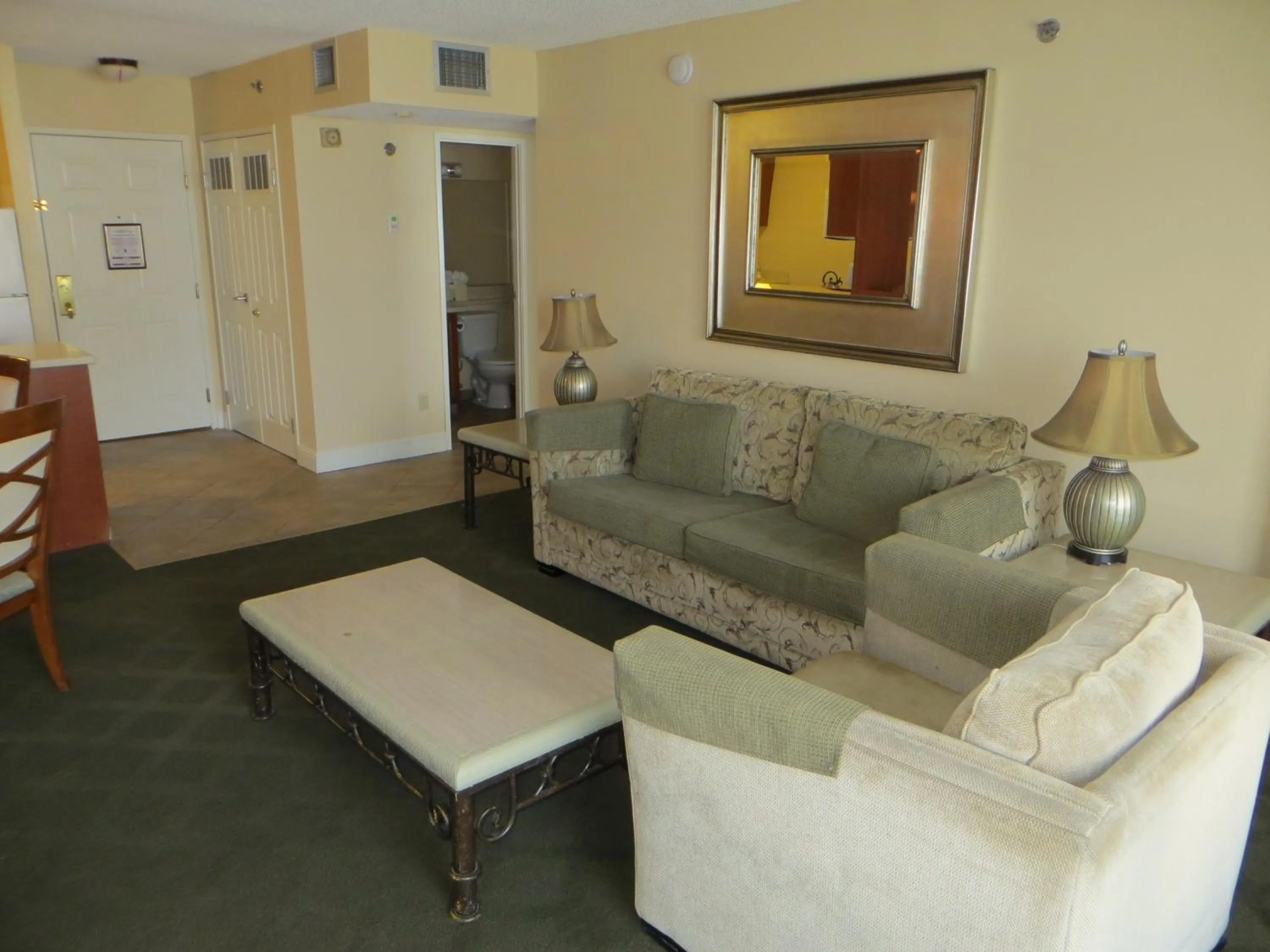 Living room in Jockey Resort Suites Center Strip