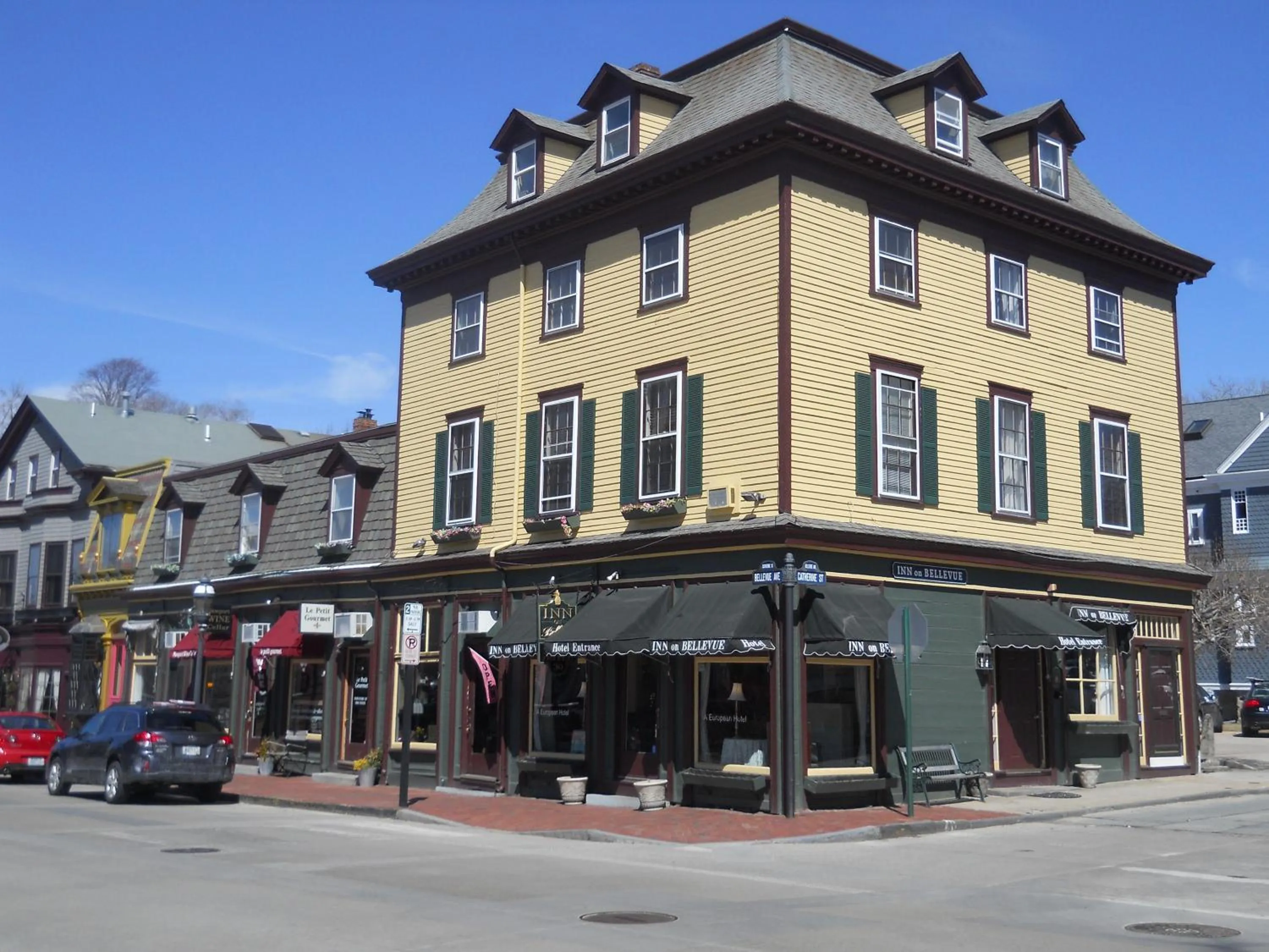 Property building in Inn on Bellevue