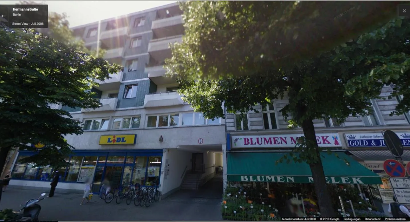 Facade/entrance in Minitel