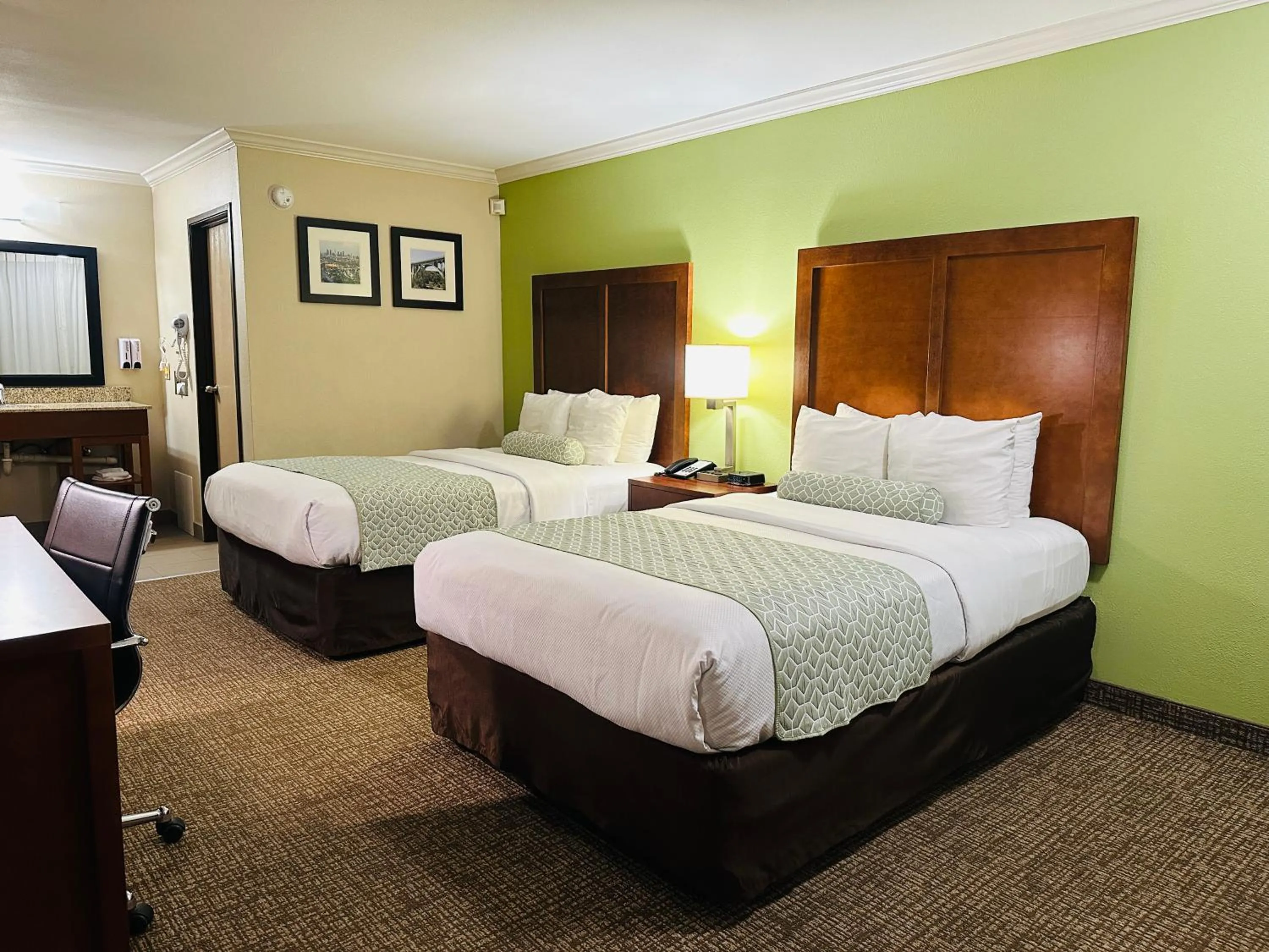 Bed in The Hills Inn Eagle Rock - Near Old Town Pasadena