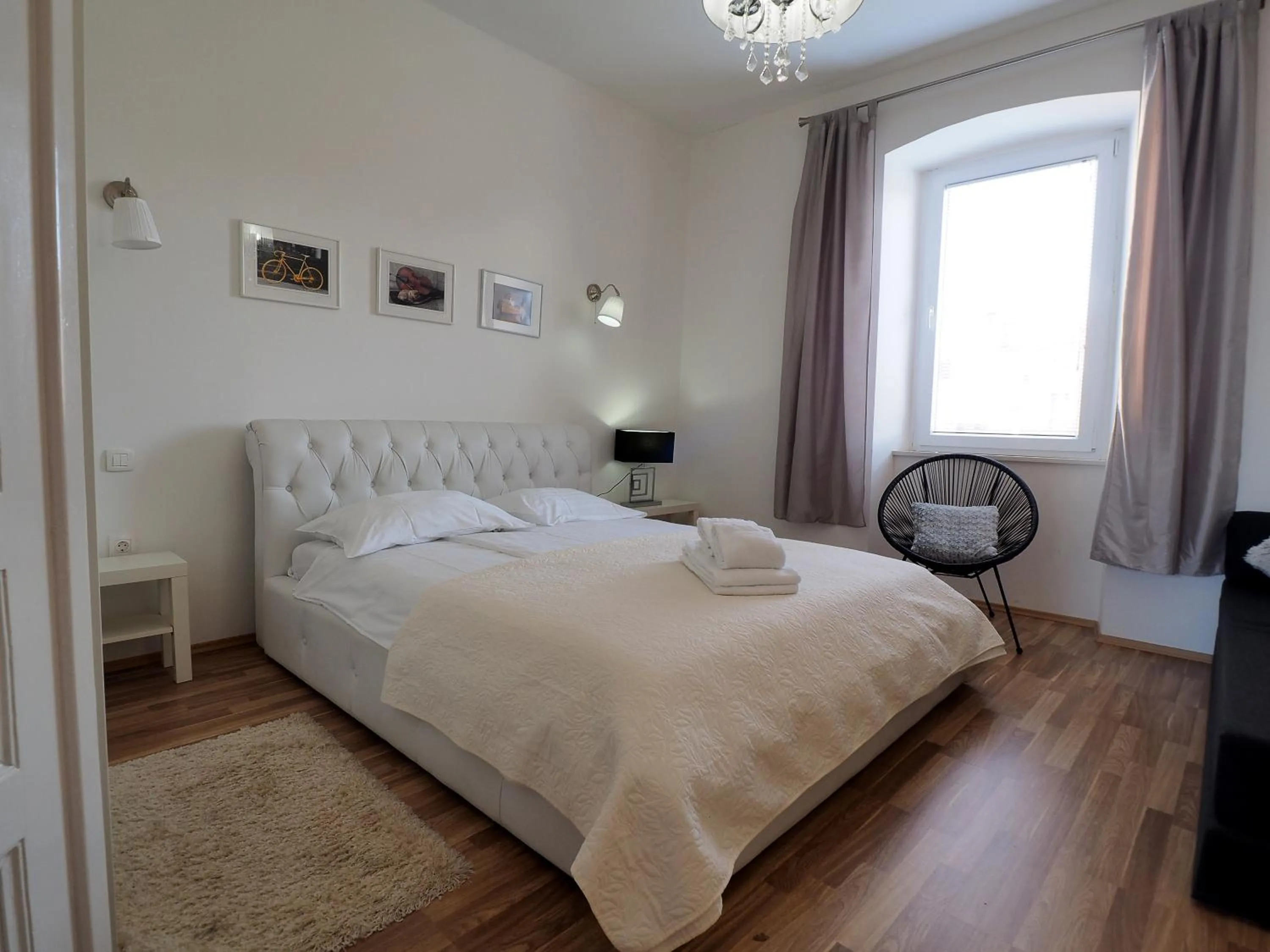 Bedroom, Bed in Captain Emo City Apartments