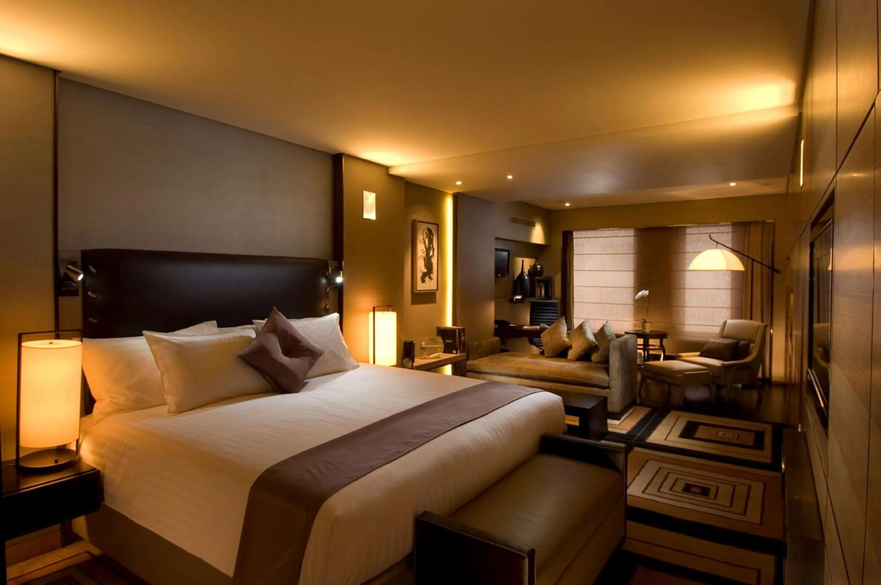 Property building, Bed in Hilton Beijing Wangfujing