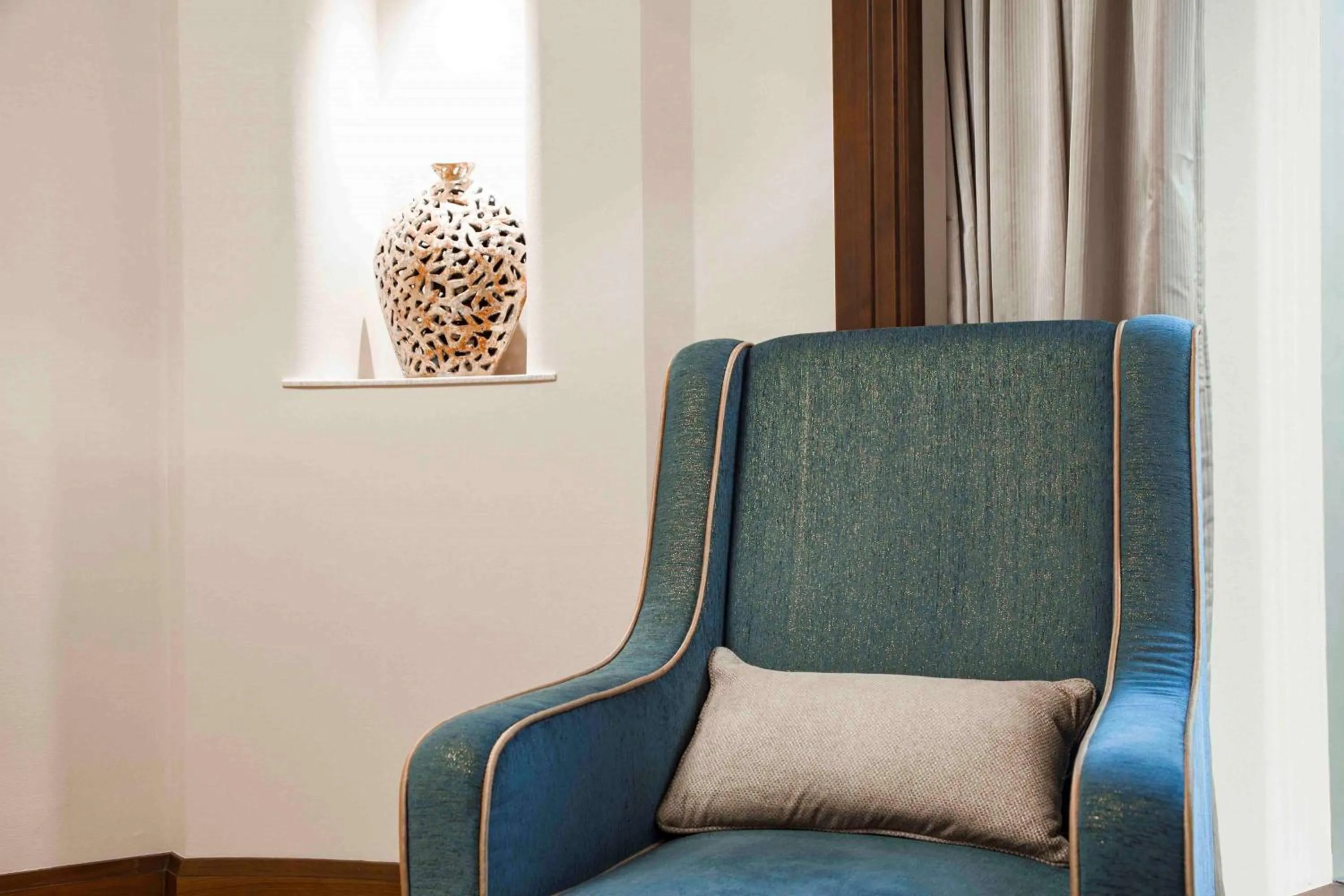 Photo of the whole room in China World Hotel, Beijing