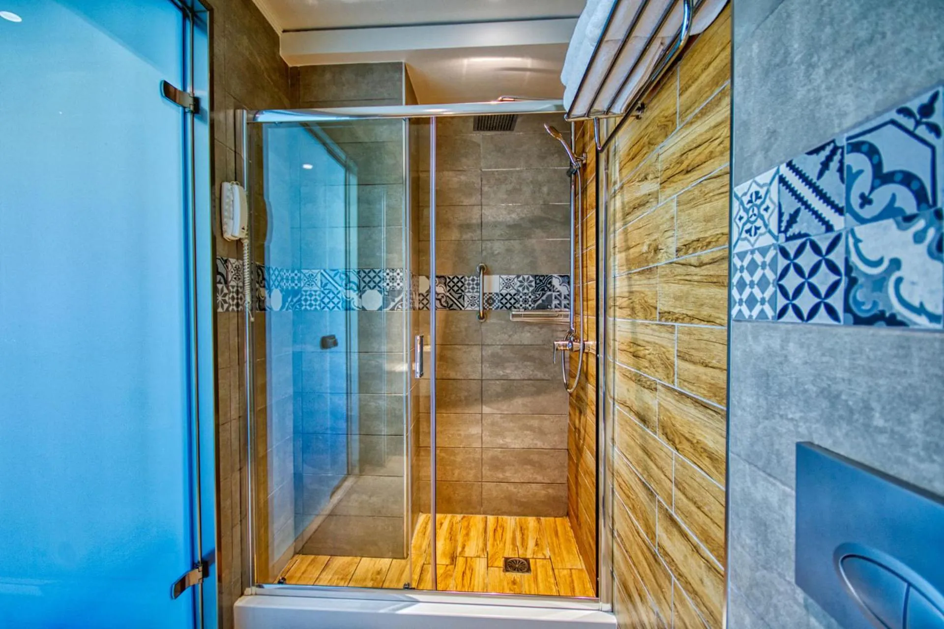 Shower in Island Boutique Hotel