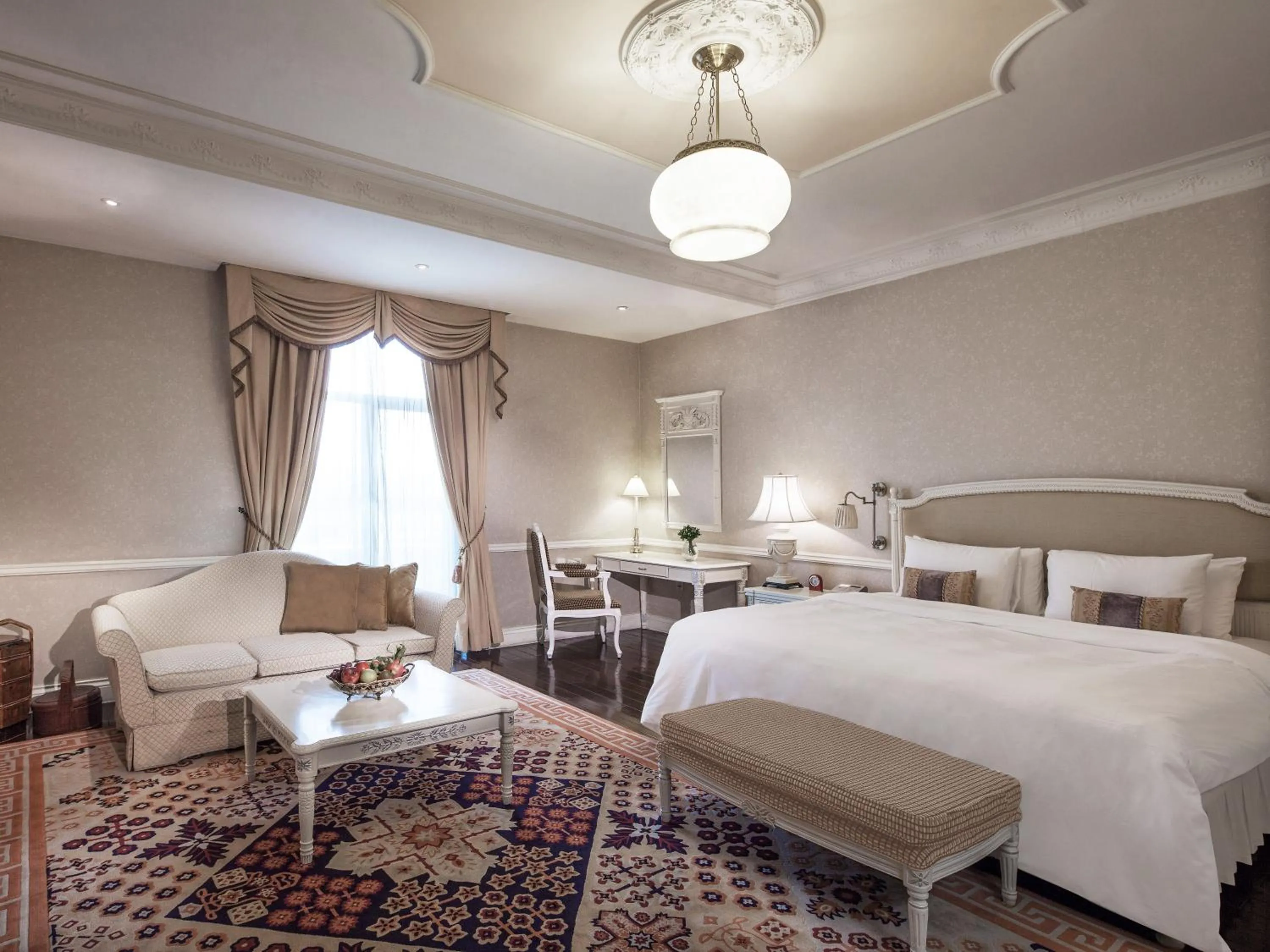 Bed in Beijing Hotel NUO Forbidden City