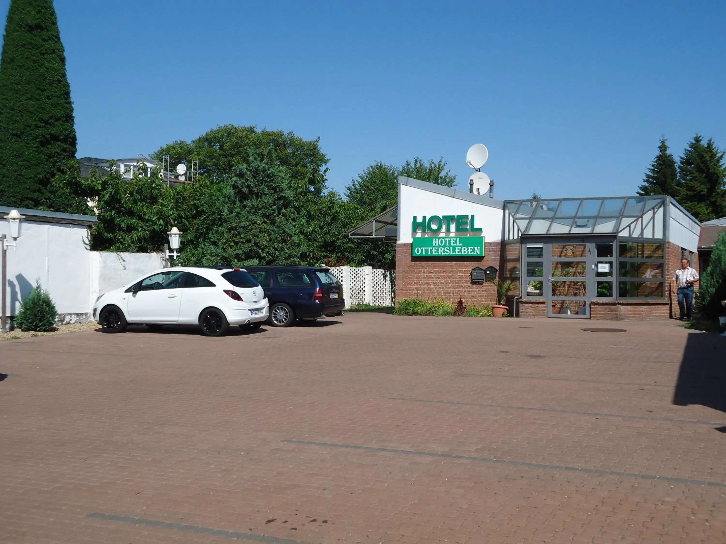 Facade/entrance in Hotel Ottersleben