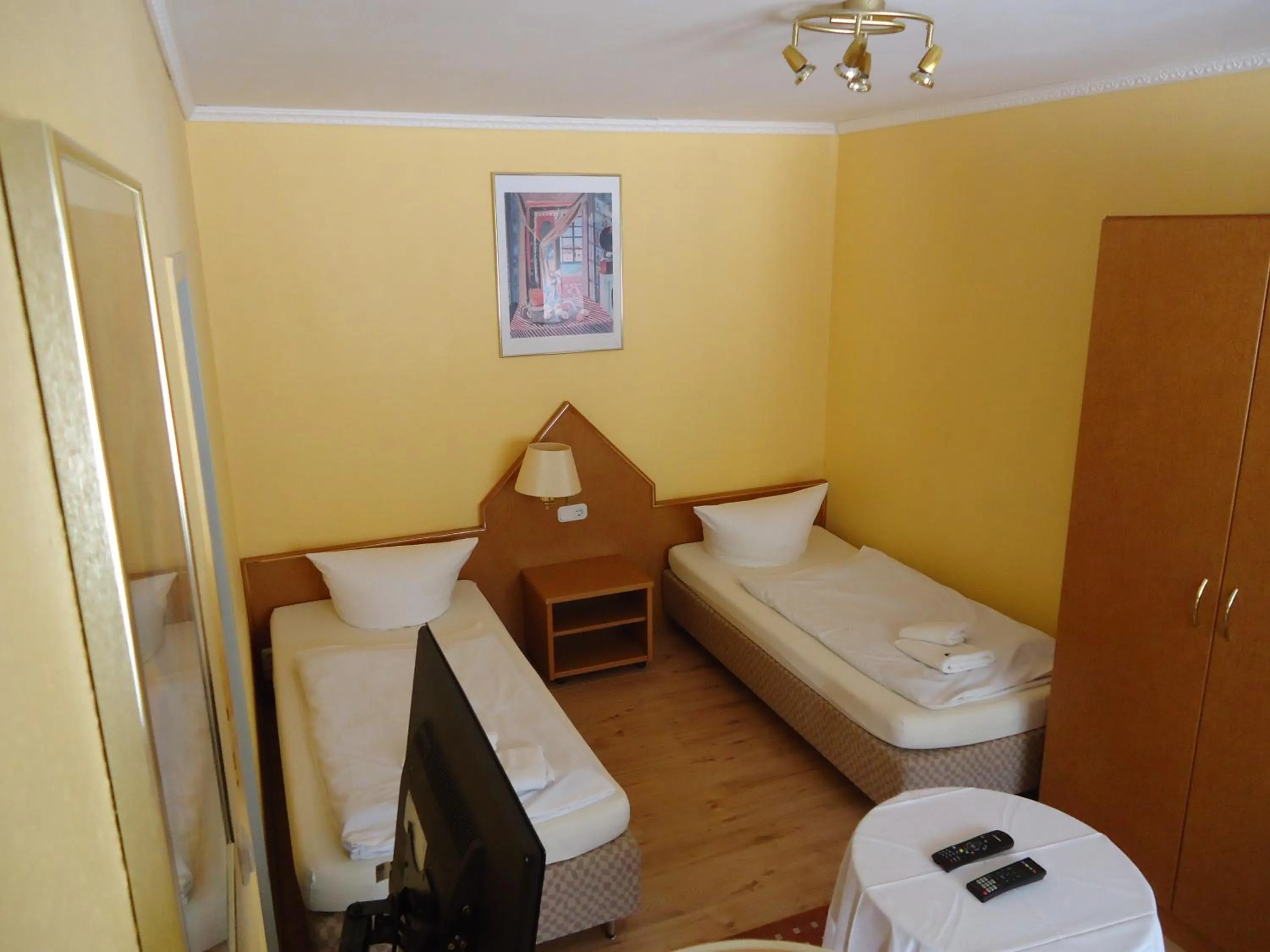 Bed in Hotel Ottersleben