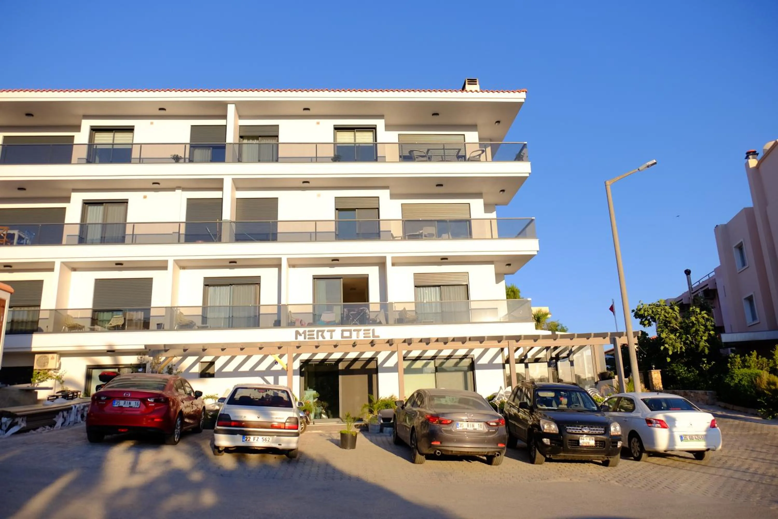 Mert Otel