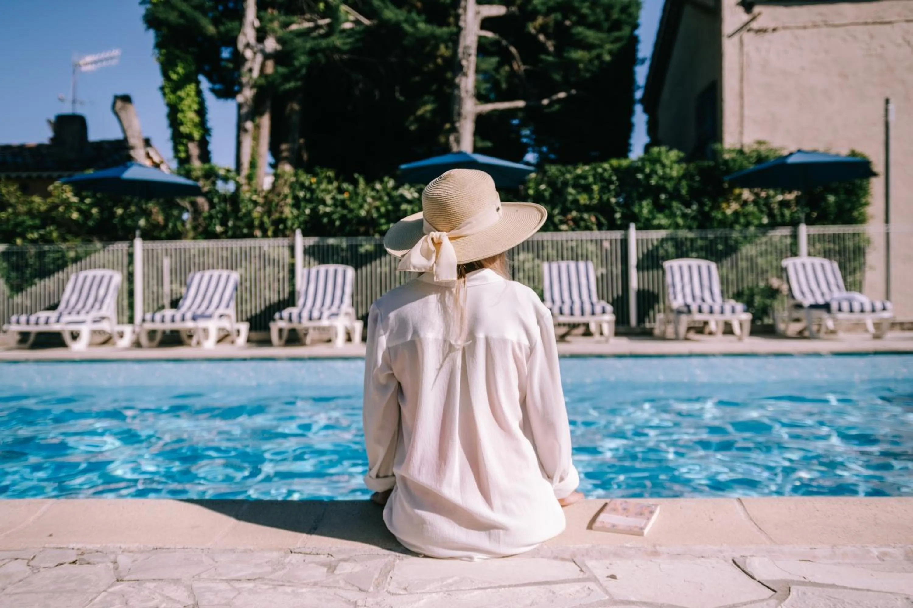 People in Eden Azur - Résidence Hôtelière