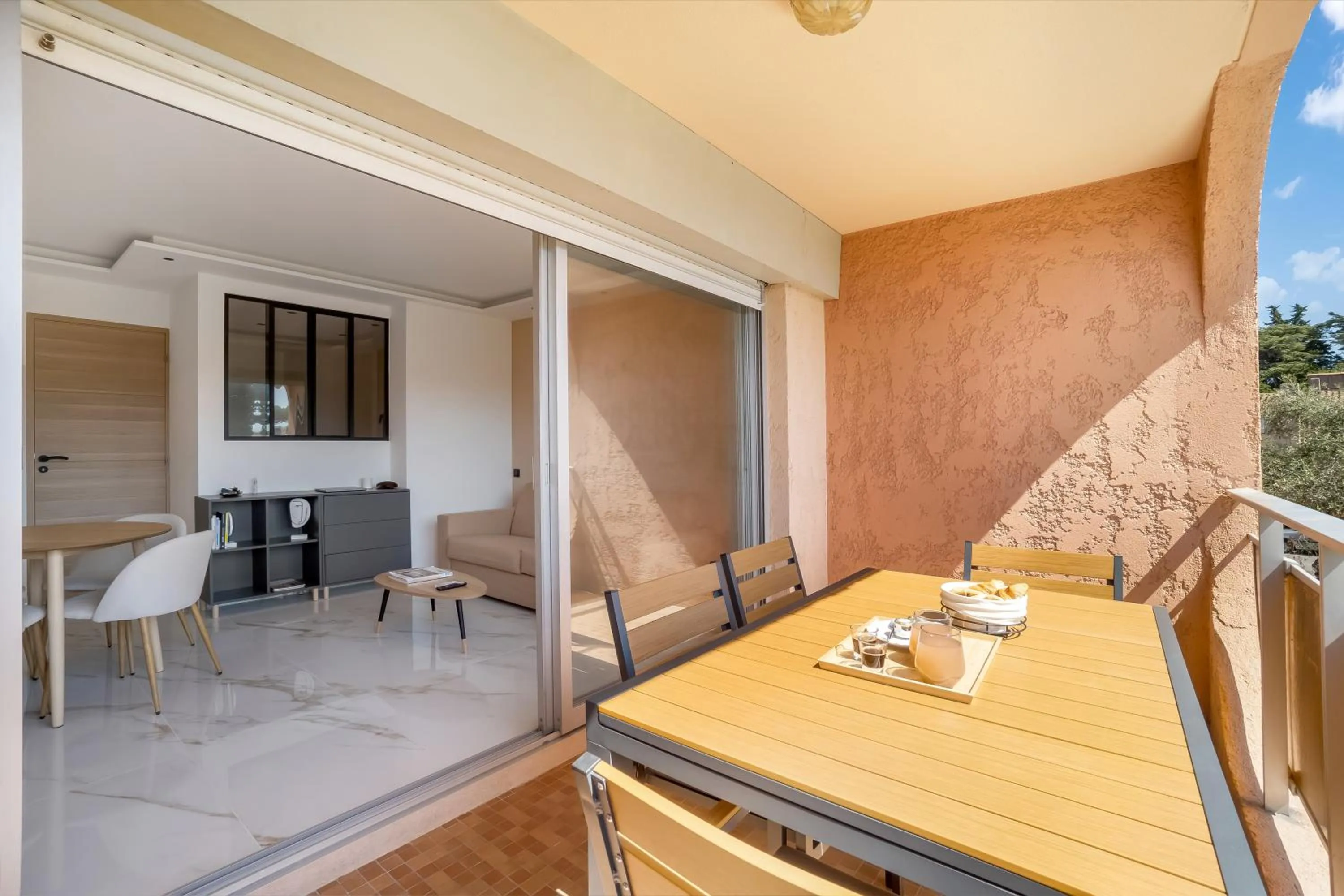 Balcony/Terrace in Eden Azur - Résidence Hôtelière